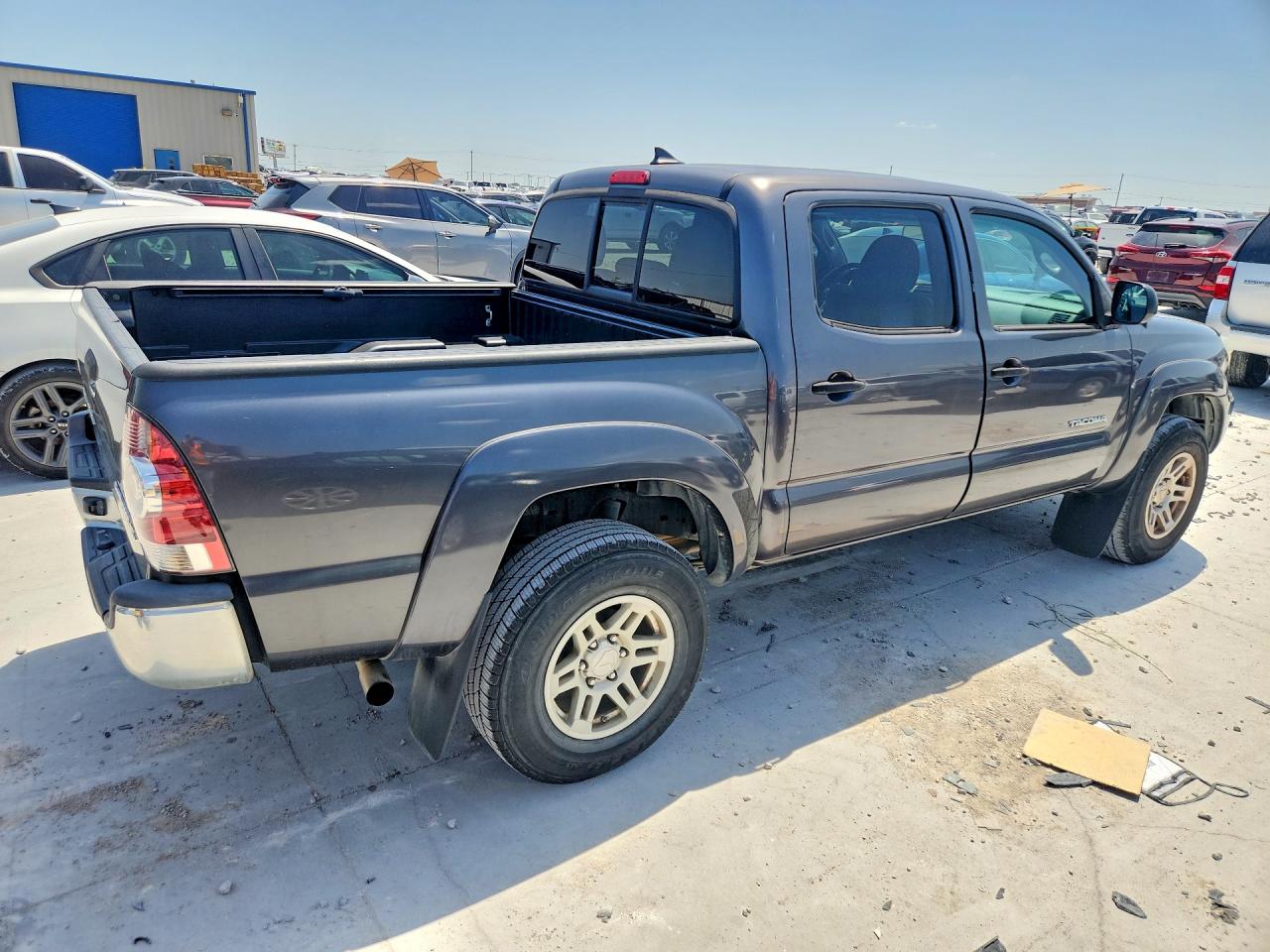 2015 Toyota Tacoma Double Cab Prerunner Gray vin: 5TFJU4GN6FX087775