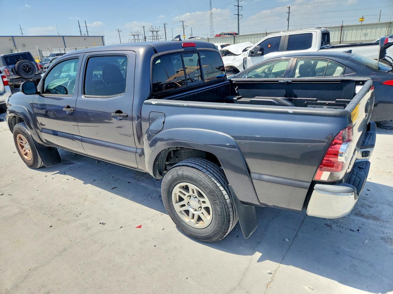 2015 Toyota Tacoma Double Cab Prerunner Gray vin: 5TFJU4GN6FX087775
