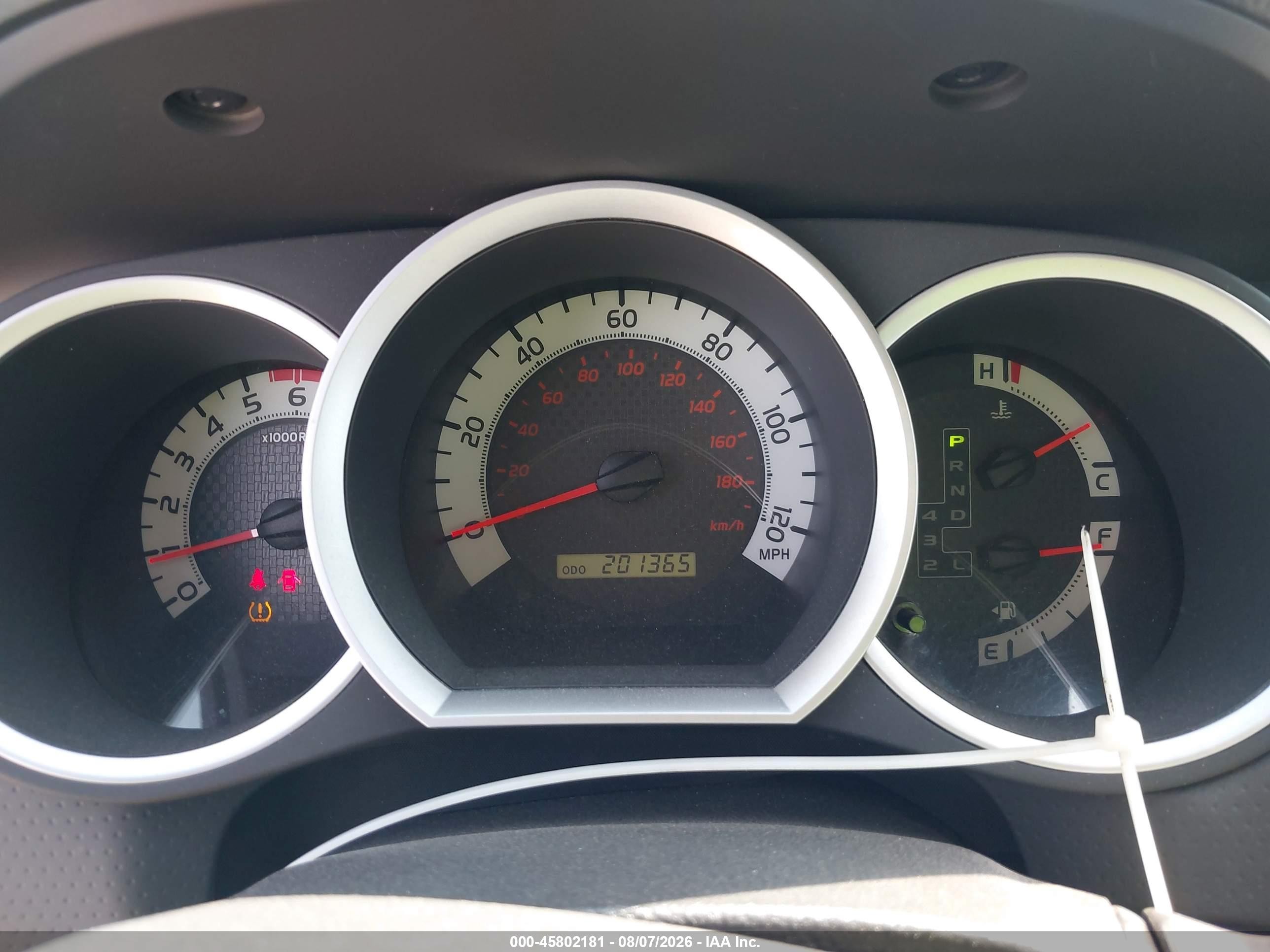 2012 Toyota Tacoma Prerunner V6 White vin: 5TFJU4GN7CX022378