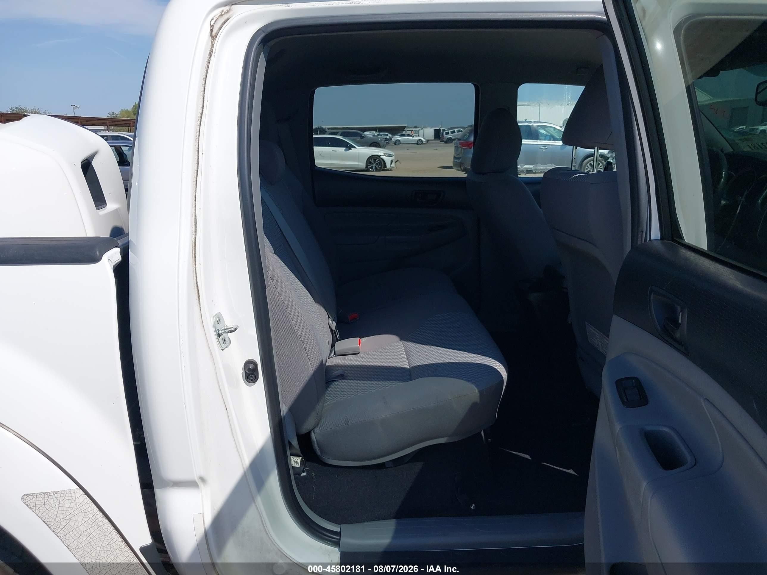 2012 Toyota Tacoma Prerunner V6 White vin: 5TFJU4GN7CX022378