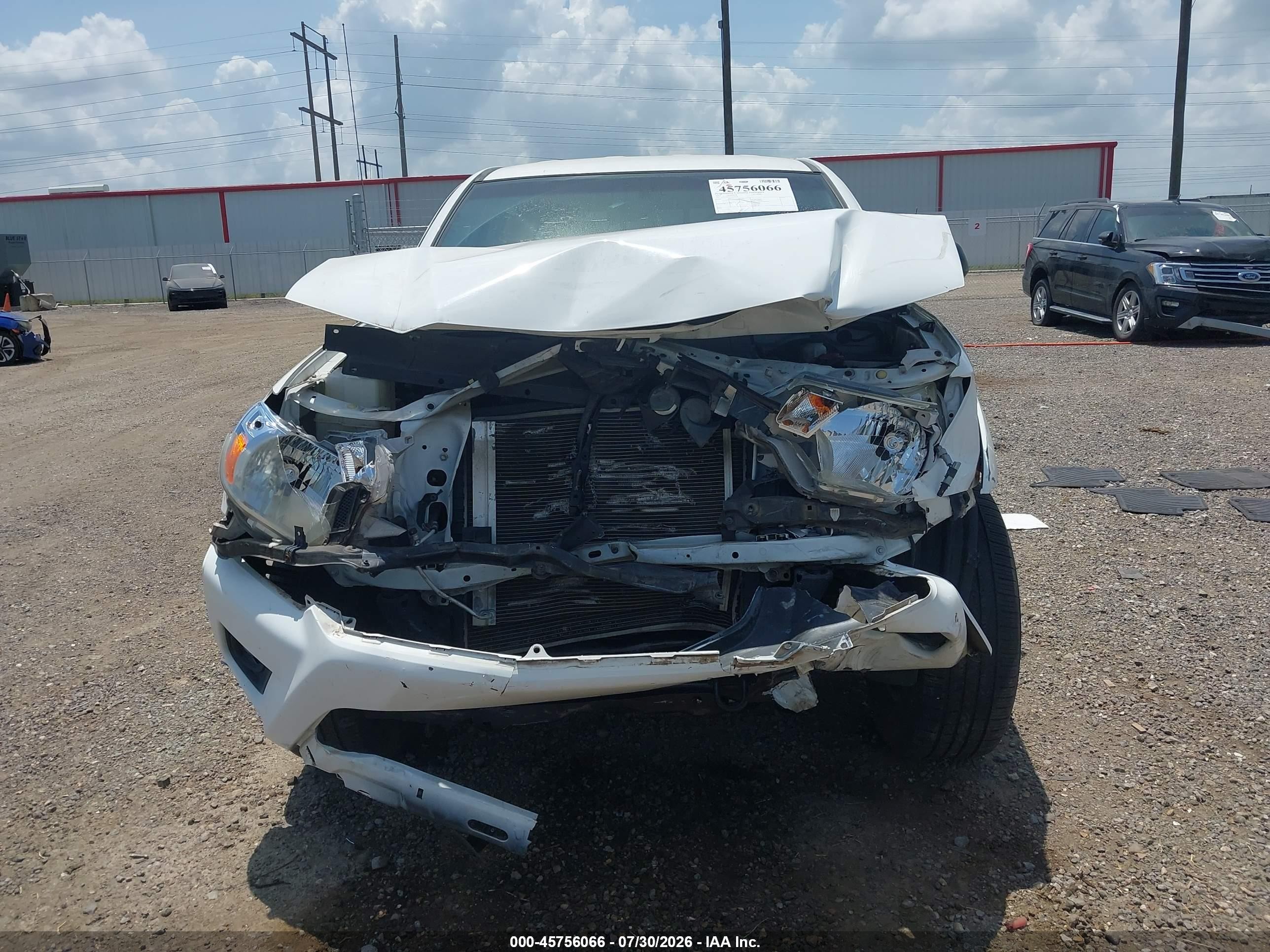 2013 Toyota Tacoma Prerunner V6 White vin: 5TFJU4GN7DX031650