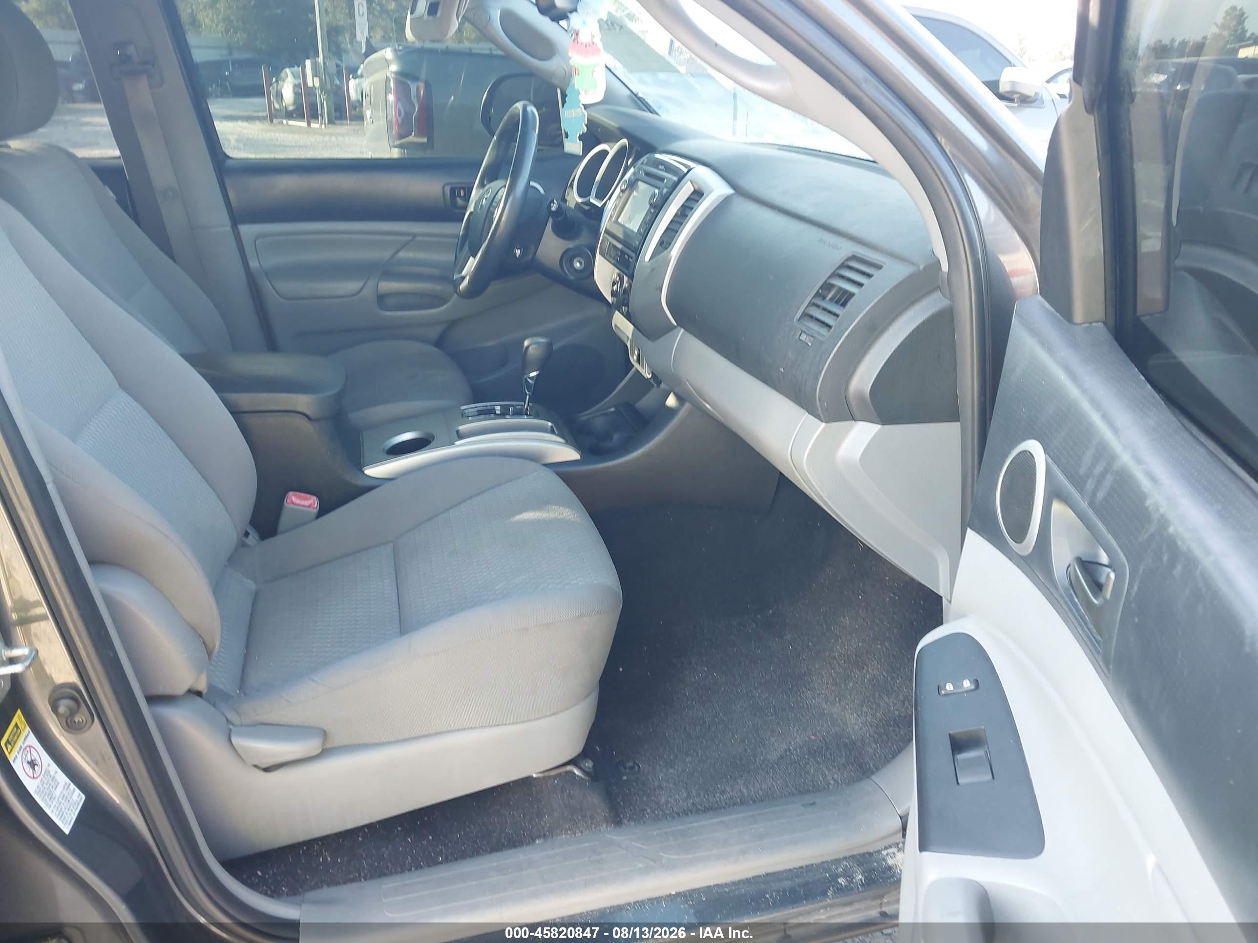 2013 Toyota Tacoma Prerunner V6 Gray vin: 5TFJU4GN7DX032491