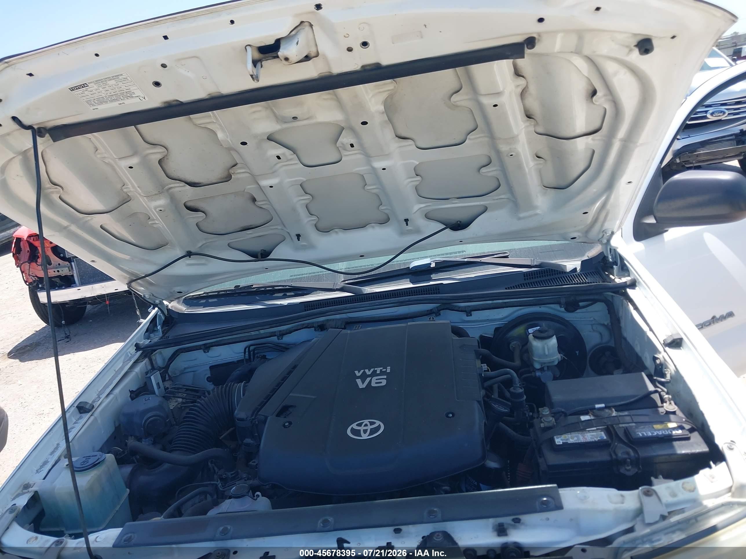 2013 Toyota Tacoma Prerunner V6 Белый vin: 5TFJU4GN7DX045483