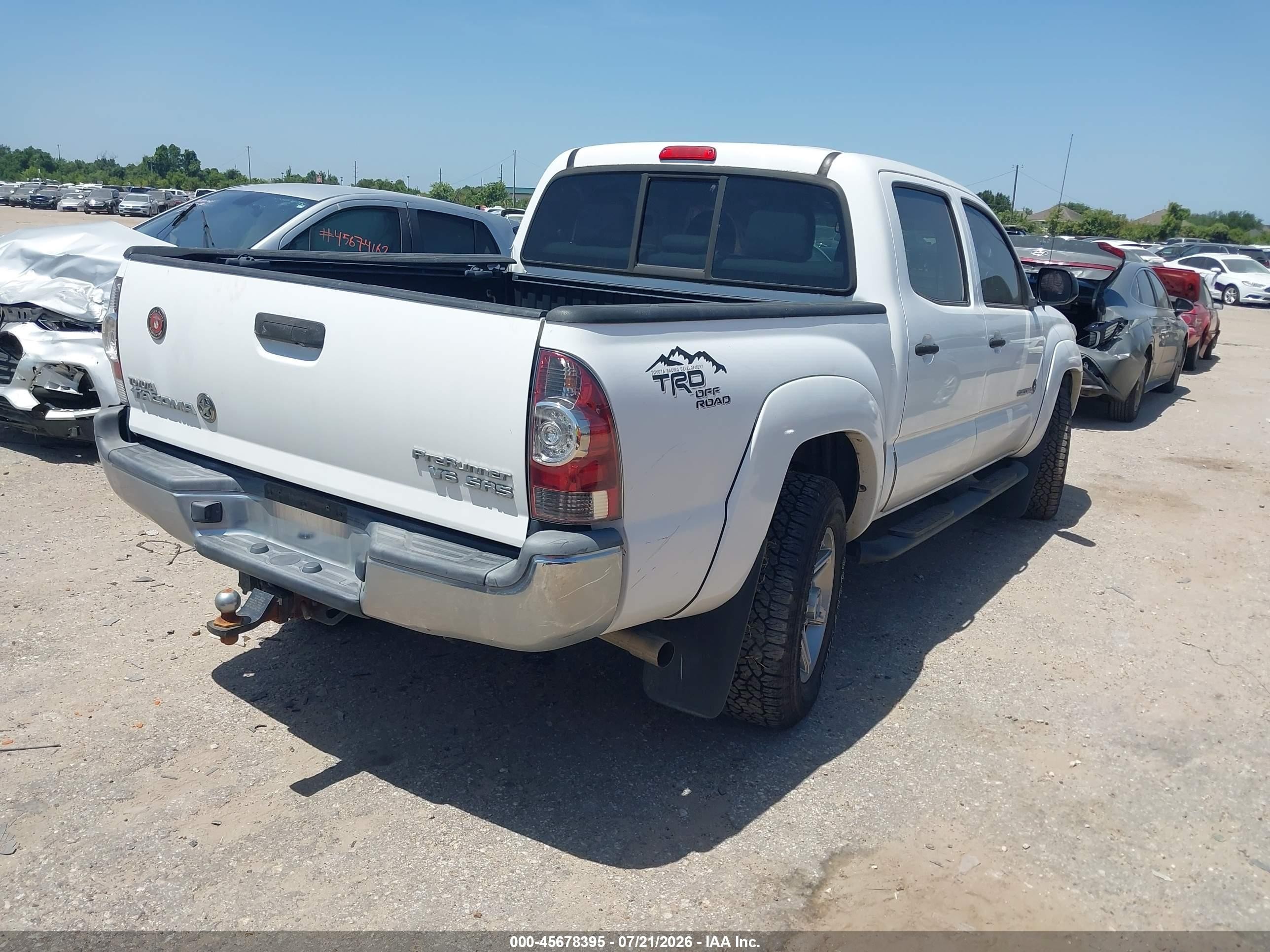 2013 Toyota Tacoma Prerunner V6 Белый vin: 5TFJU4GN7DX045483