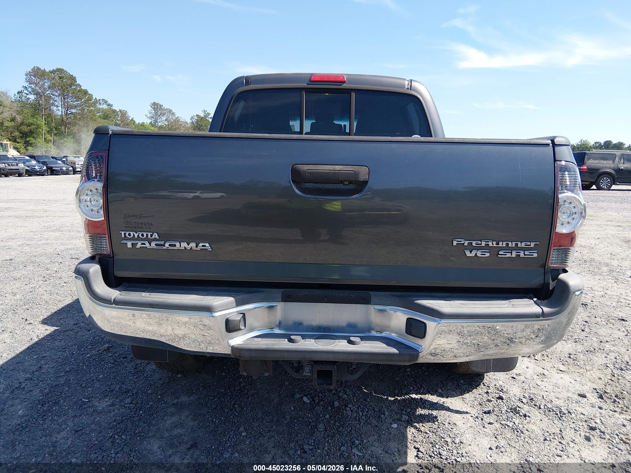 2013 Toyota Tacoma Prerunner V6 Gray vin: 5TFJU4GN8DX048697