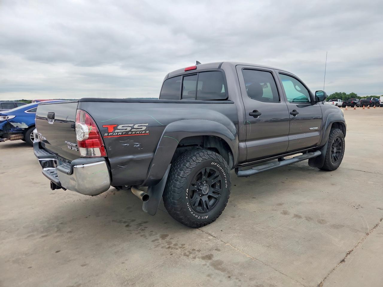 2015 Toyota Tacoma Double Cab Prerunner Серый vin: 5TFJU4GN8FX075966