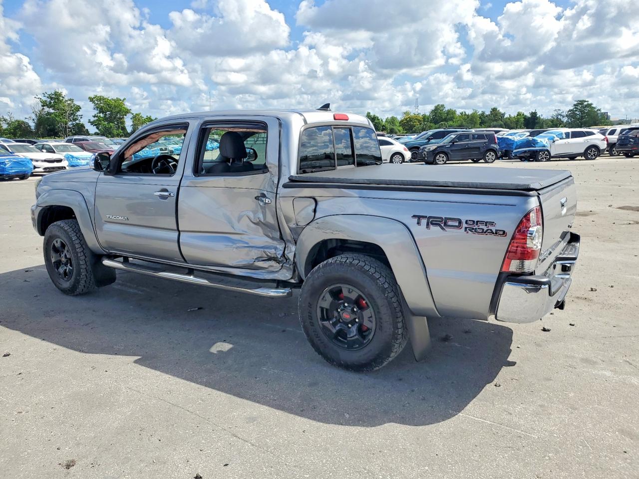 2015 Toyota Tacoma Double Cab Prerunner Серебряный vin: 5TFJU4GN8FX080360