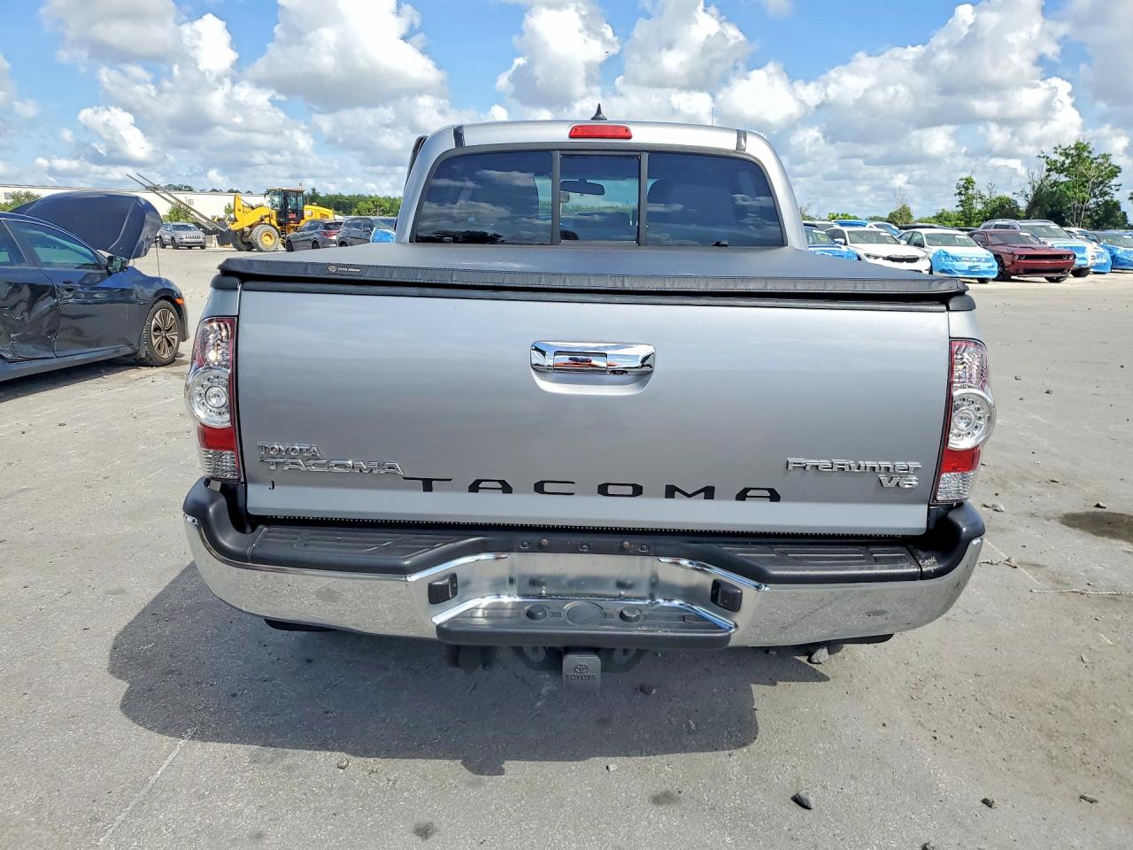 2015 Toyota Tacoma Double Cab Prerunner Серебряный vin: 5TFJU4GN8FX080360