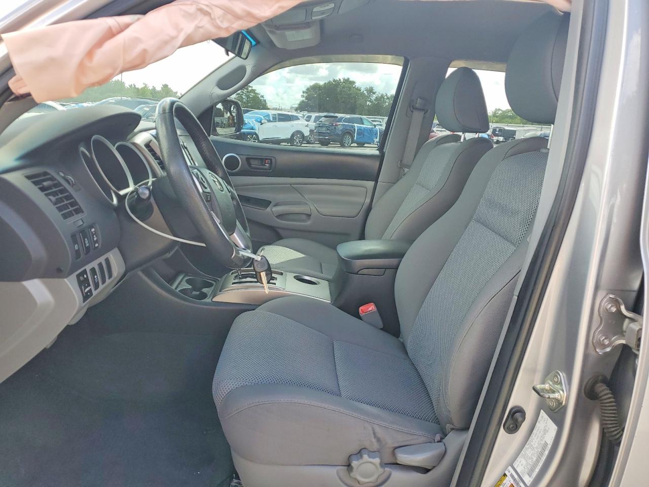 2015 Toyota Tacoma Double Cab Prerunner Серебряный vin: 5TFJU4GN8FX080360