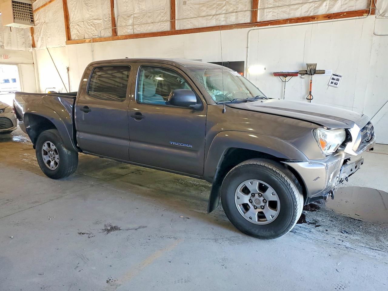 2015 Toyota Tacoma Double Cab Prerunner Gray vin: 5TFJU4GN8FX080956