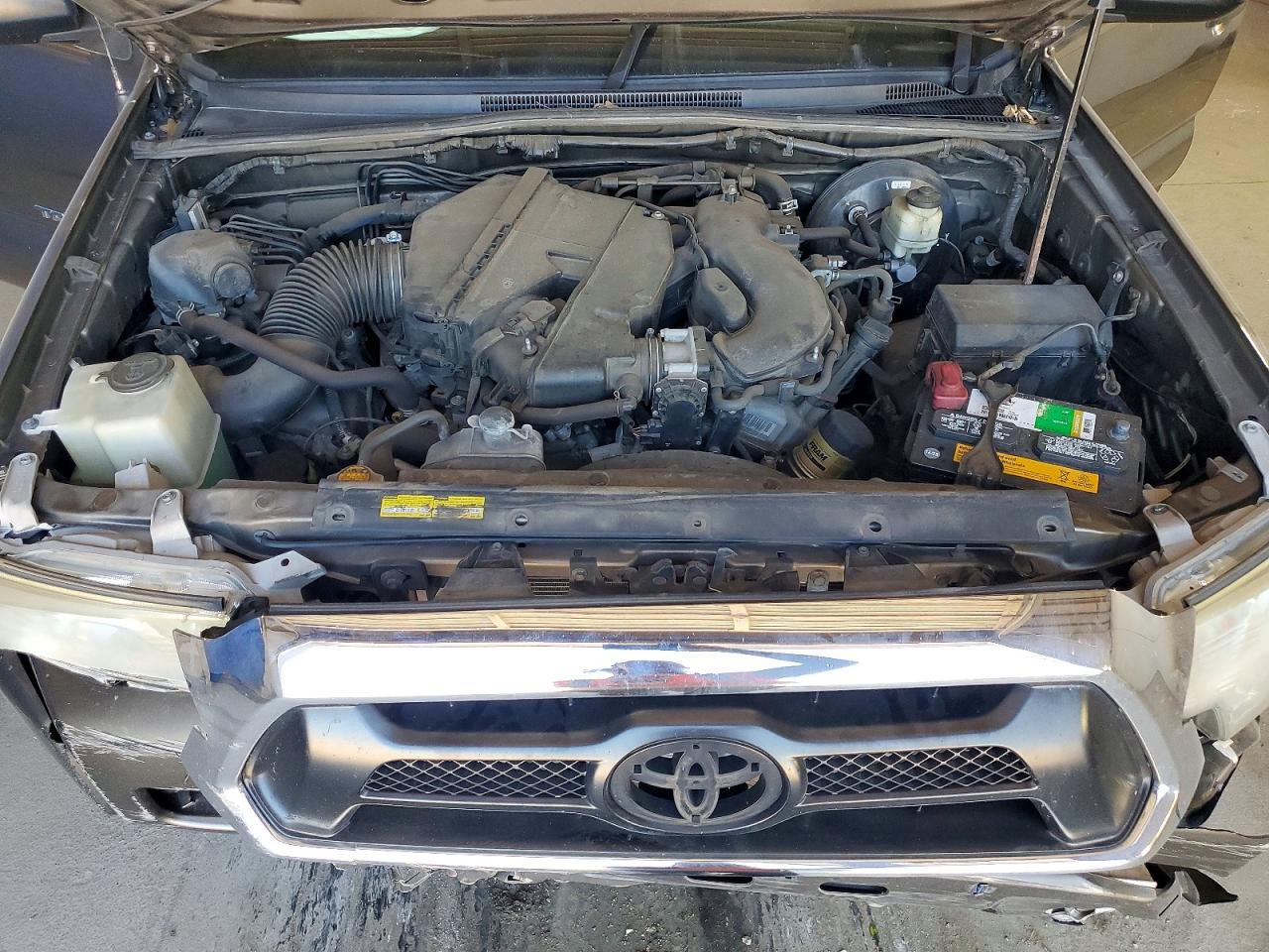 2015 Toyota Tacoma Double Cab Prerunner Gray vin: 5TFJU4GN8FX080956