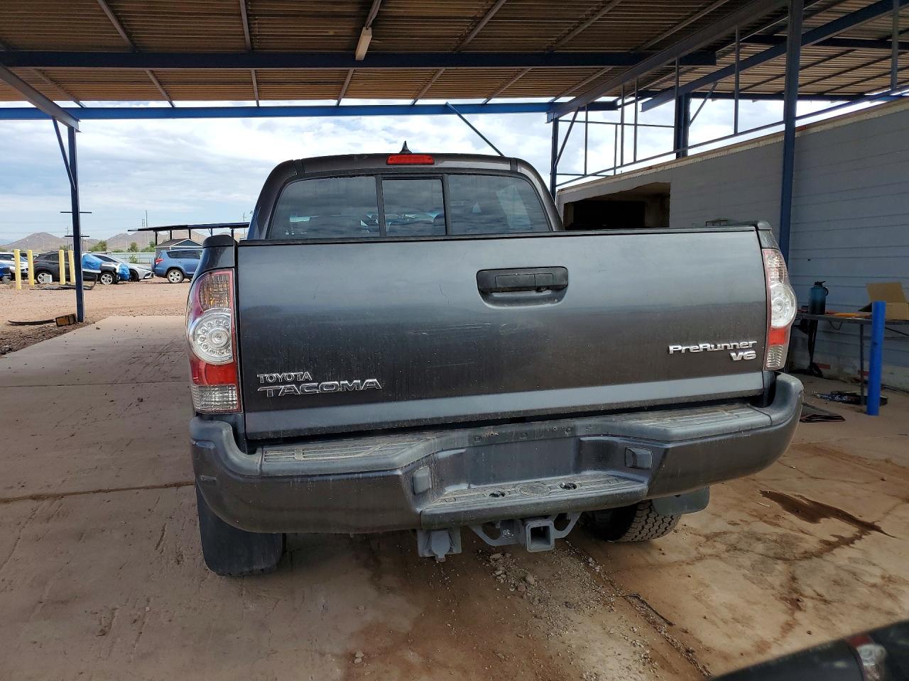 2015 Toyota Tacoma Double Cab Prerunner Charcoal vin: 5TFJU4GN8FX081069
