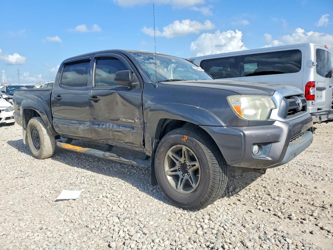 2013 Toyota Tacoma Double Cab Prerunner Gray vin: 5TFJU4GN9DX030631