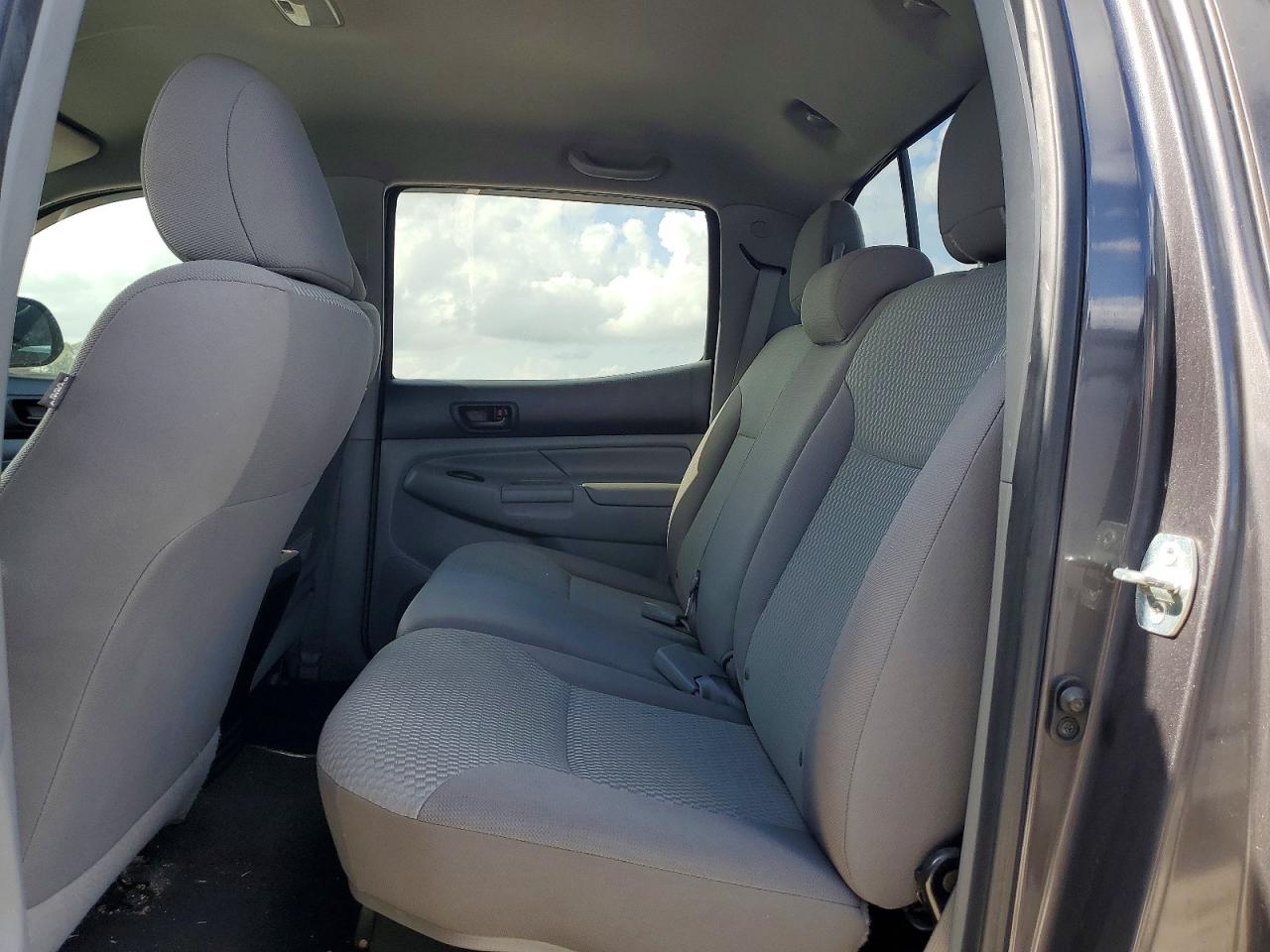 2013 Toyota Tacoma Double Cab Prerunner Gray vin: 5TFJU4GN9DX030631