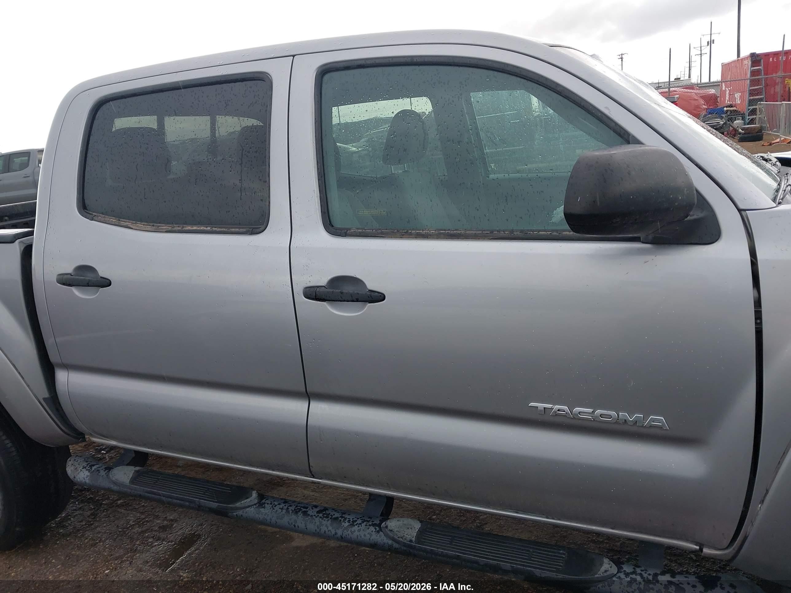 2014 Toyota Tacoma Prerunner V6 Silver vin: 5TFJU4GN9EX059662