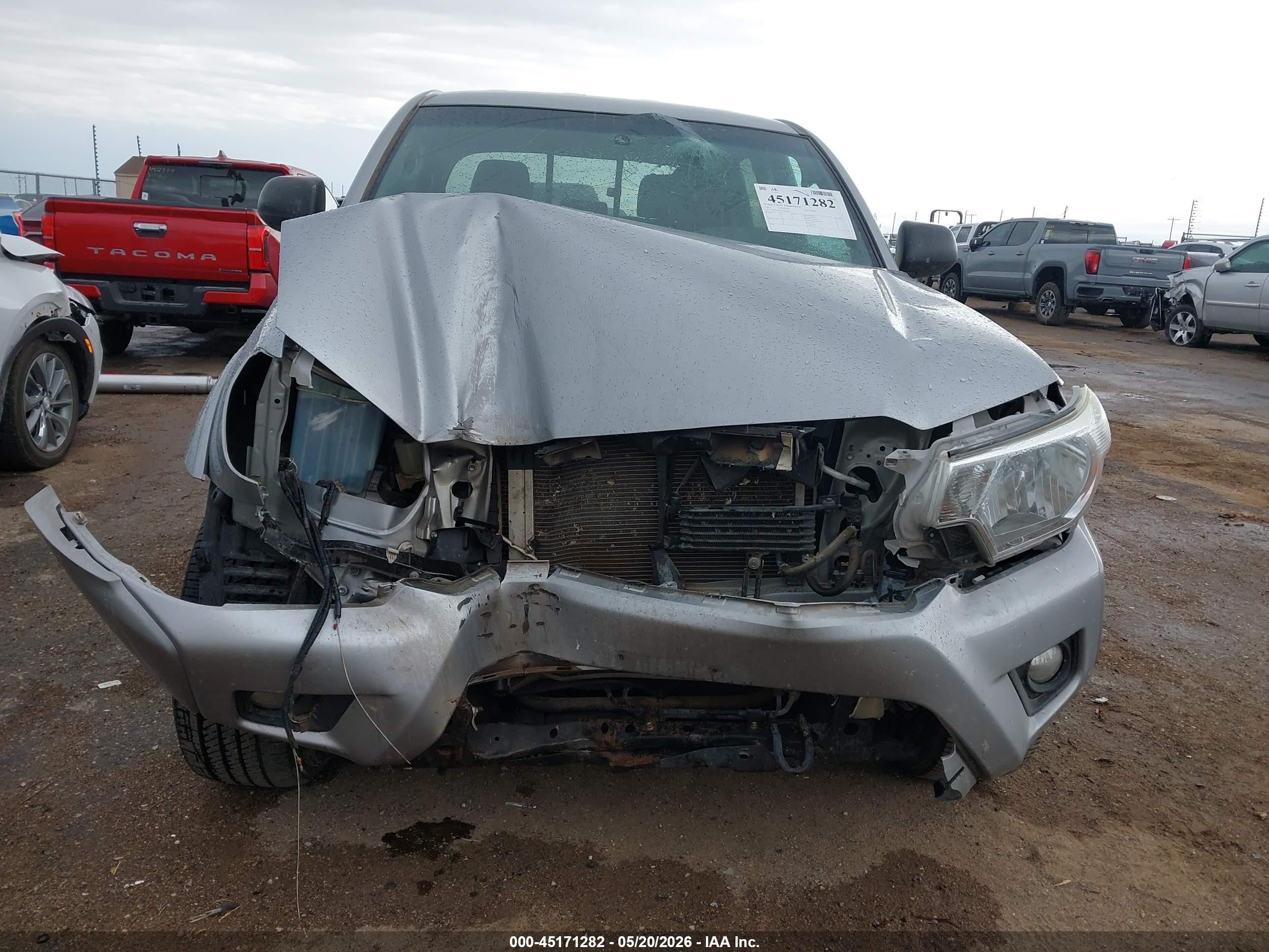 2014 Toyota Tacoma Prerunner V6 Silver vin: 5TFJU4GN9EX059662