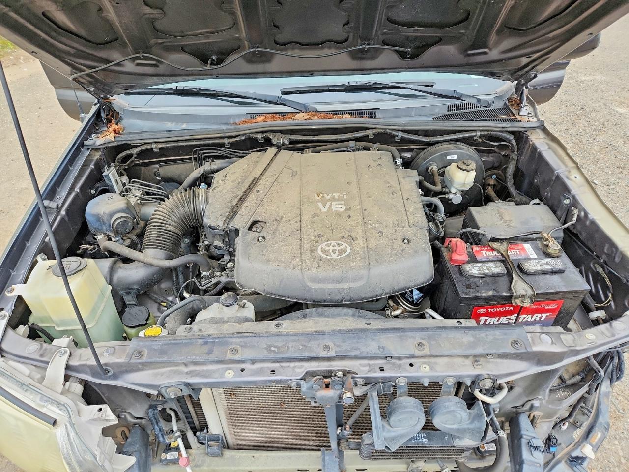 2013 Toyota Tacoma Prerunner V6 Gray vin: 5TFJU4GNXDX035448