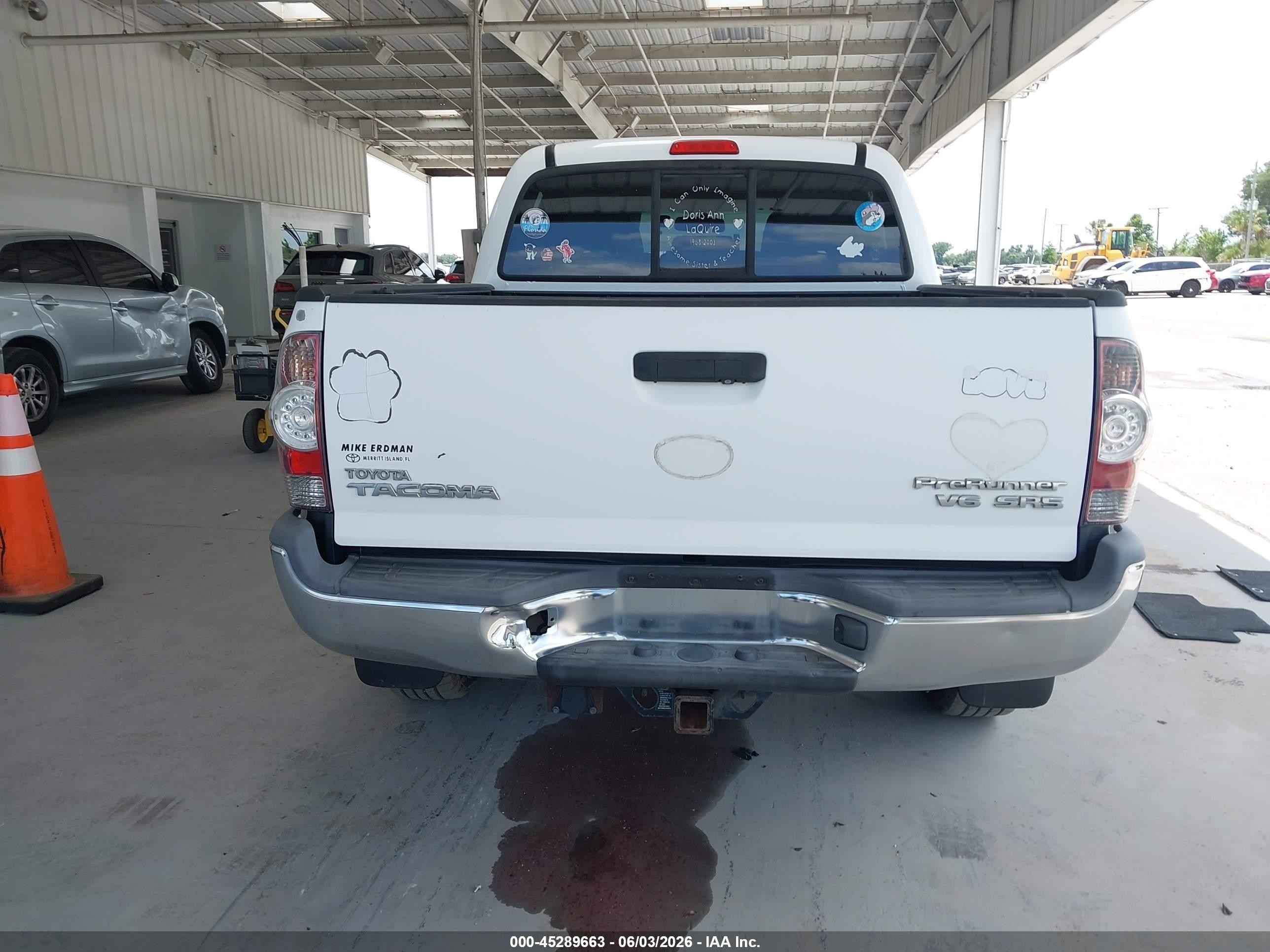 2013 Toyota Tacoma Prerunner V6 White vin: 5TFJU4GNXDX045168