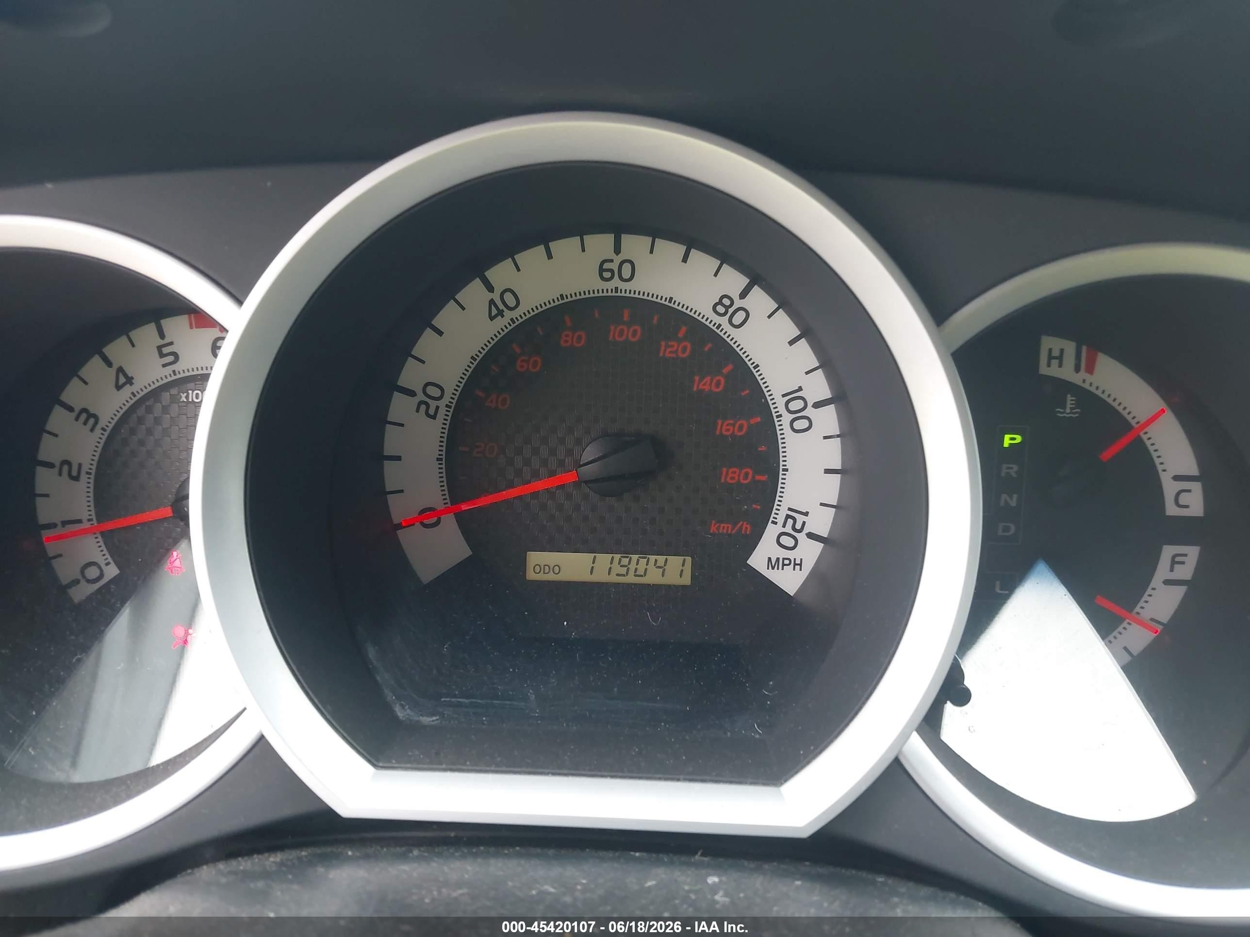 2014 Toyota Tacoma Prerunner V6 White vin: 5TFJU4GNXEX054079