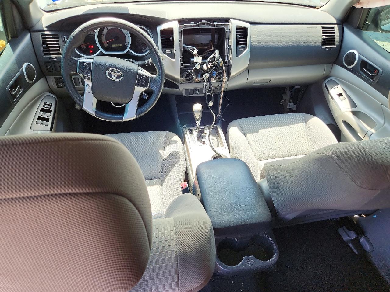 2014 Toyota Tacoma Double Cab Prerunner Silver vin: 5TFJU4GNXEX057046