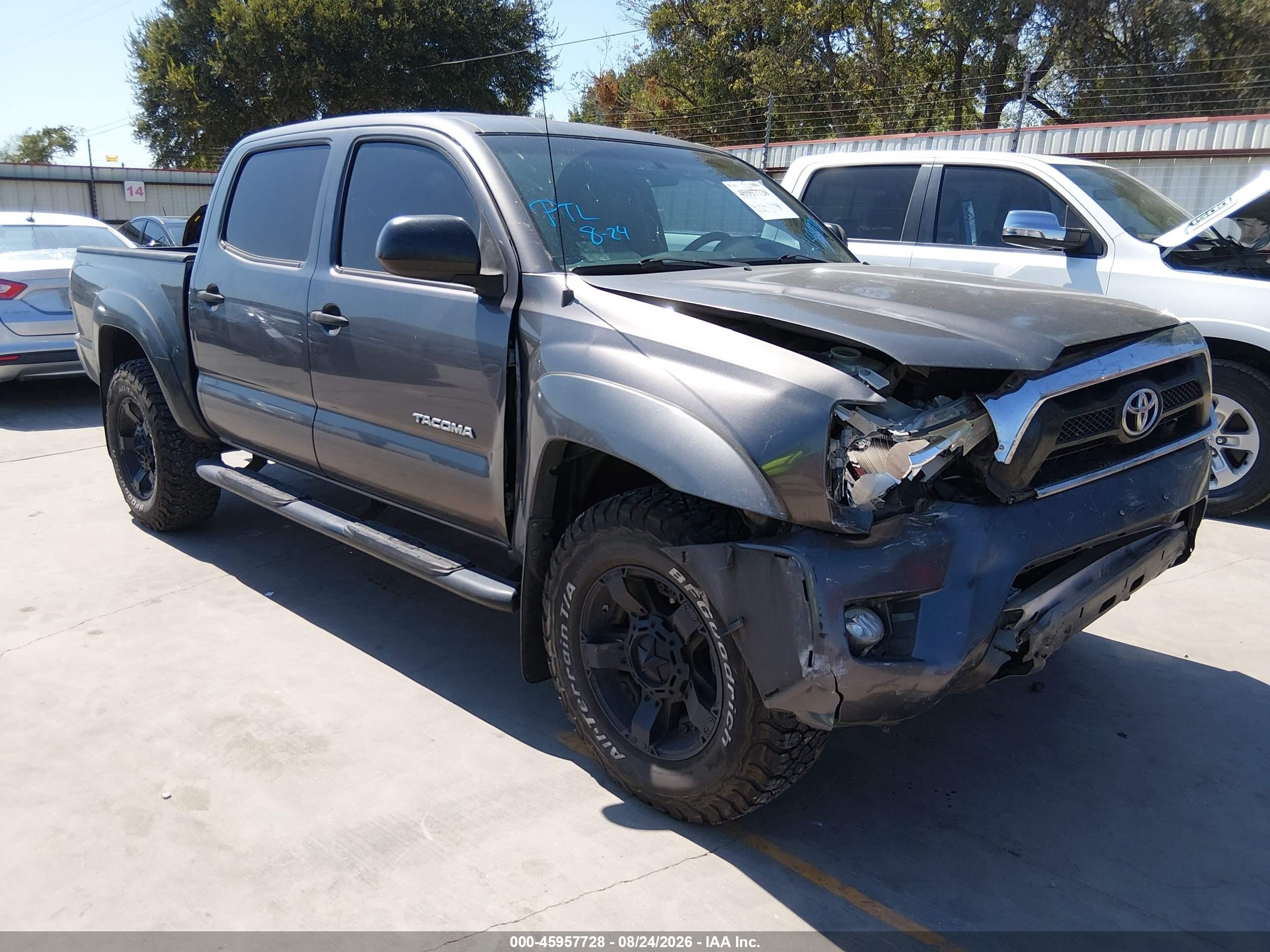 2015 Toyota Tacoma Prerunner V6 Gray vin: 5TFJU4GNXFX070817