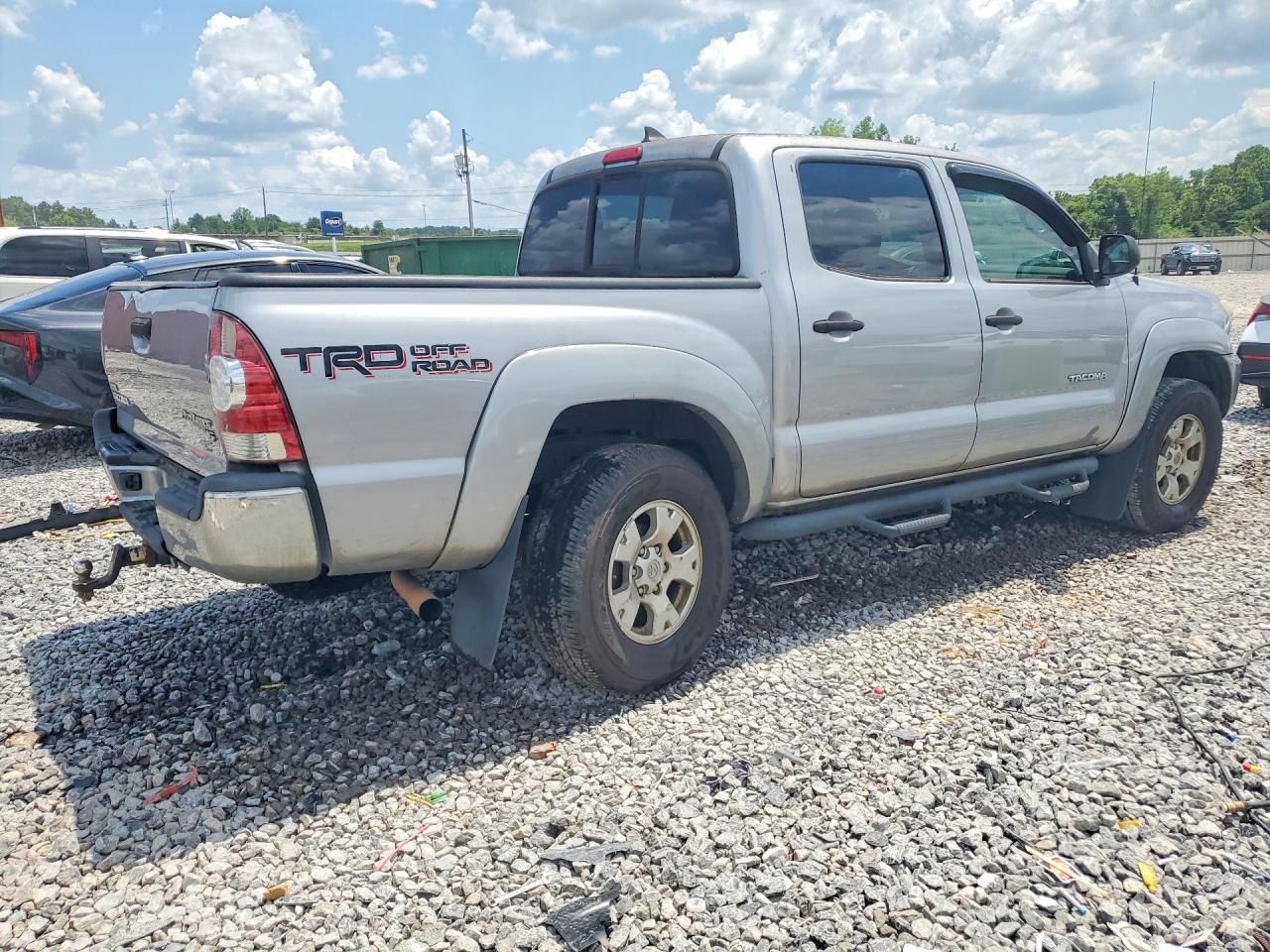 2015 Toyota Tacoma Double Cab Prerunner Silver vin: 5TFJU4GNXFX078559