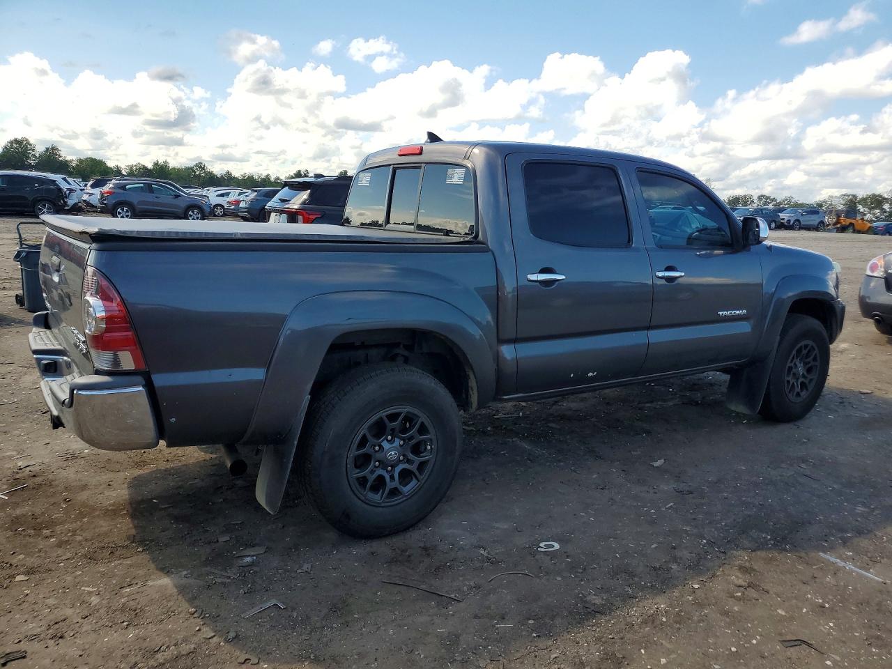 2015 Toyota Tacoma Double Cab Prerunner Серый vin: 5TFJU4GNXFX088203