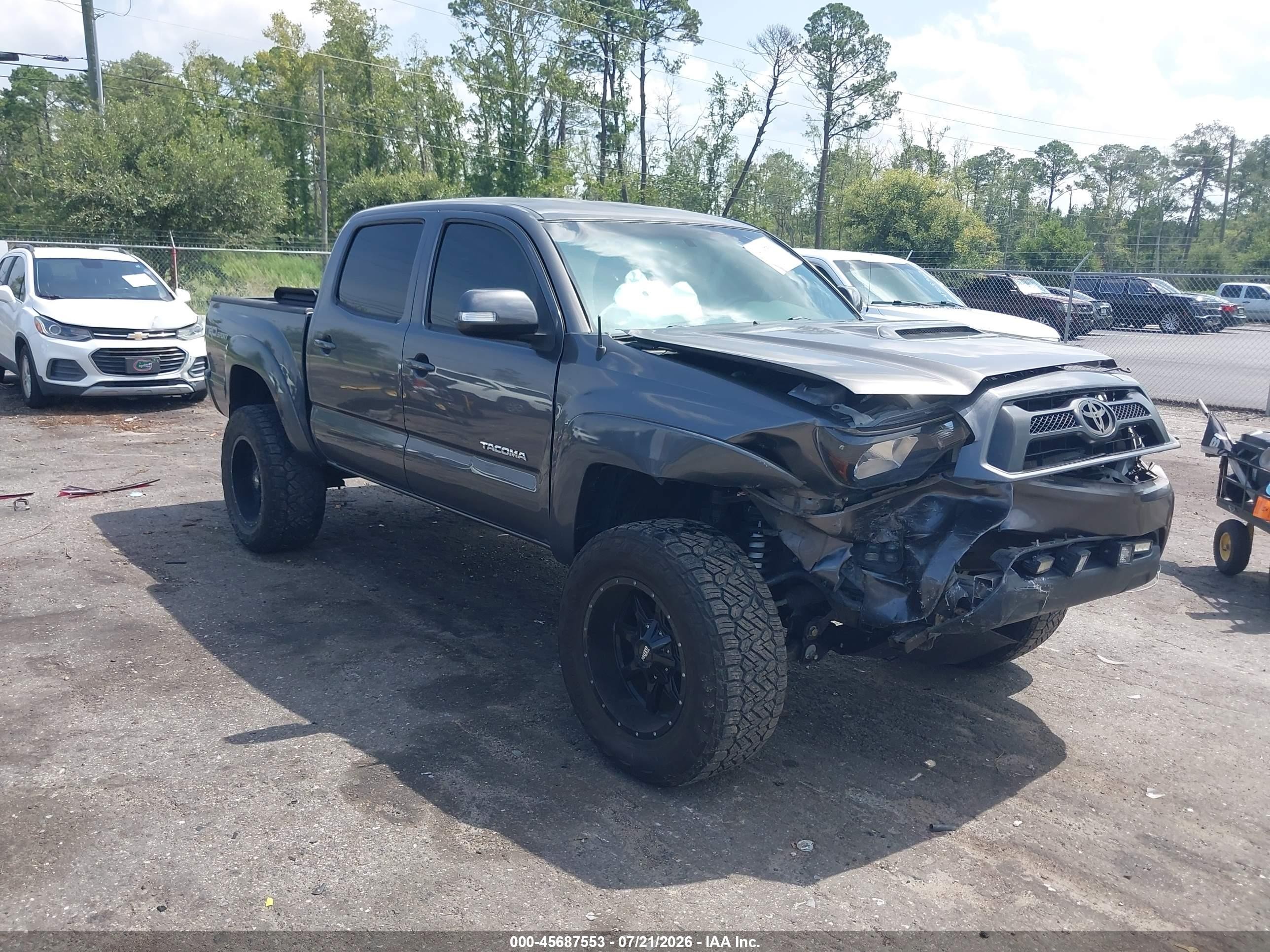 2015 Toyota Tacoma Prerunner V6 Gray vin: 5TFJU4GNXFX089917