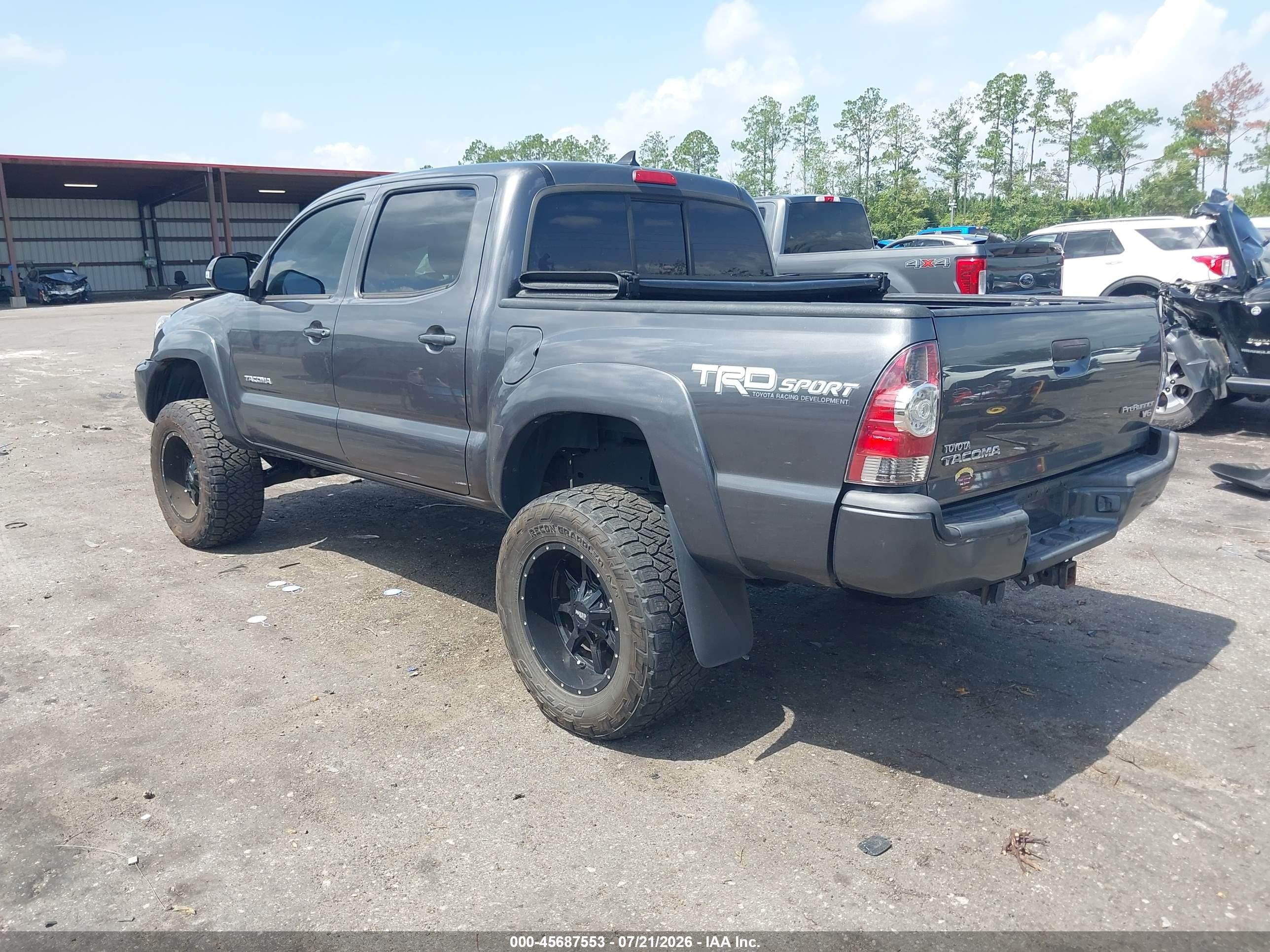 2015 Toyota Tacoma Prerunner V6 Gray vin: 5TFJU4GNXFX089917