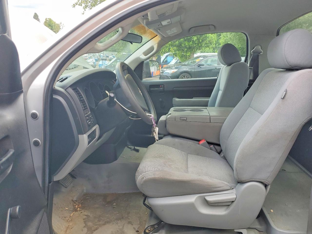 2008 Toyota Tundra Grade Silver vin: 5TFJU52148X003434