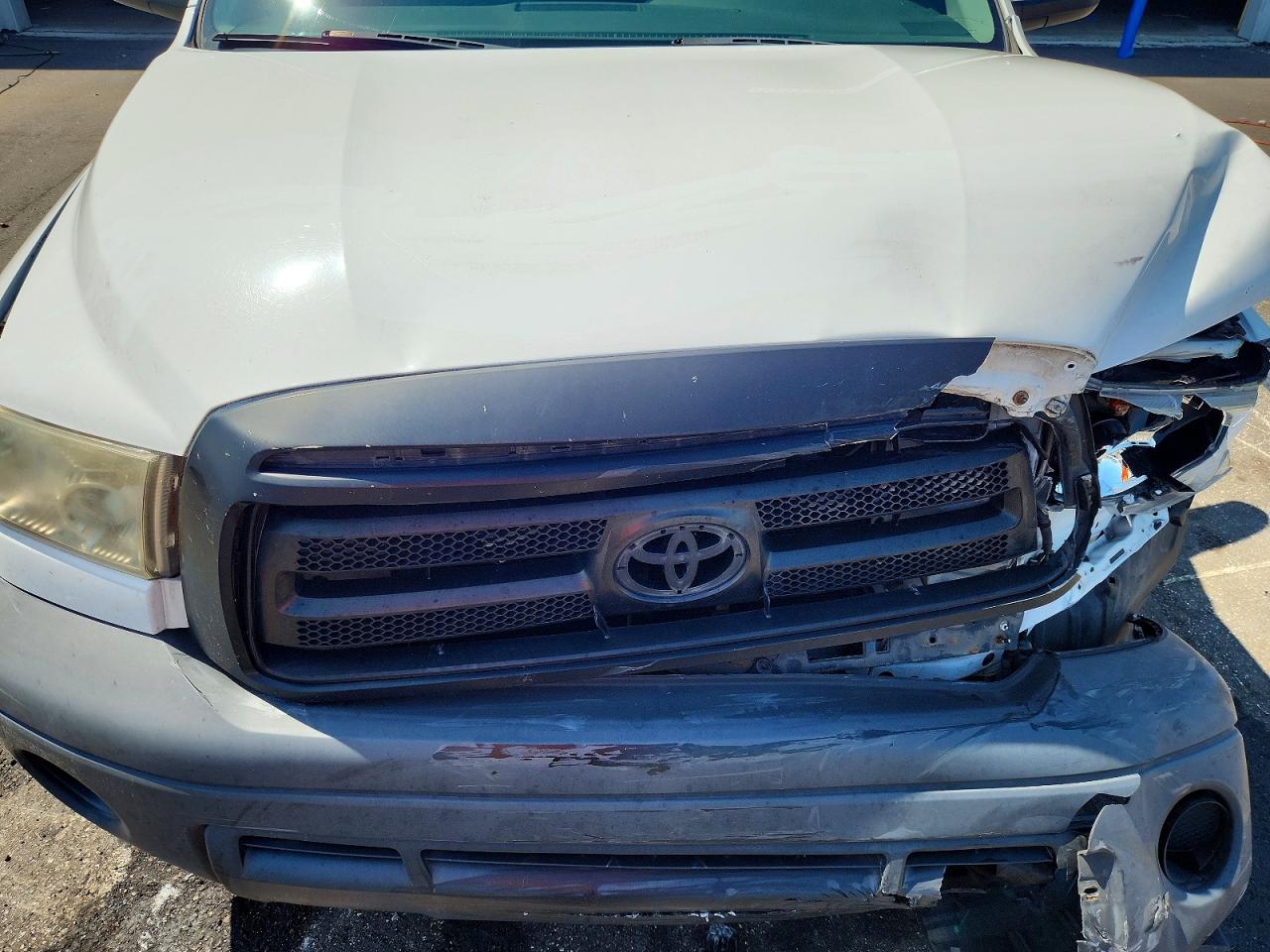 2013 Toyota Tundra Grade White vin: 5TFJU5F15DX004886
