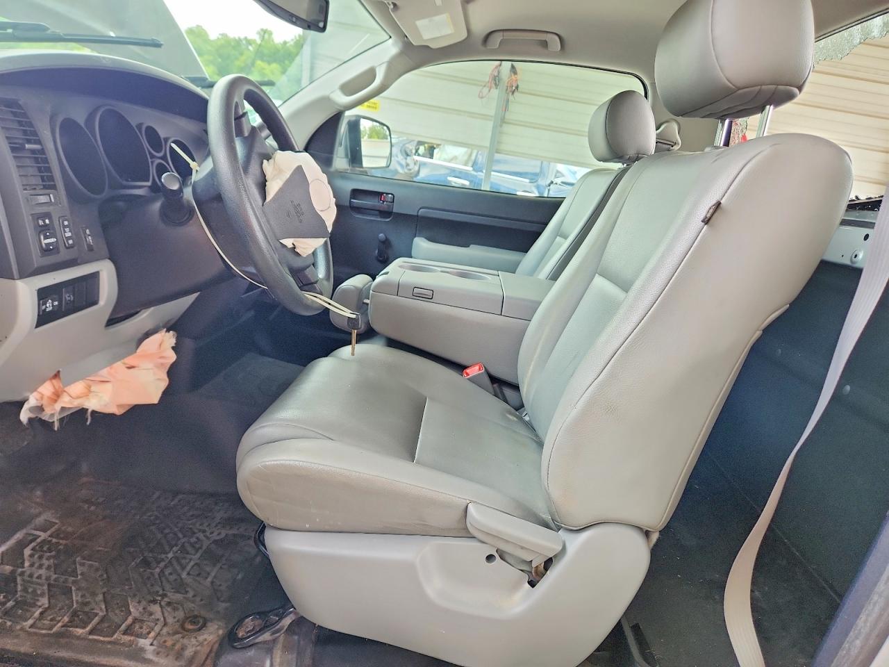 2013 Toyota Tundra Grade Silver vin: 5TFJU5F19DX004843