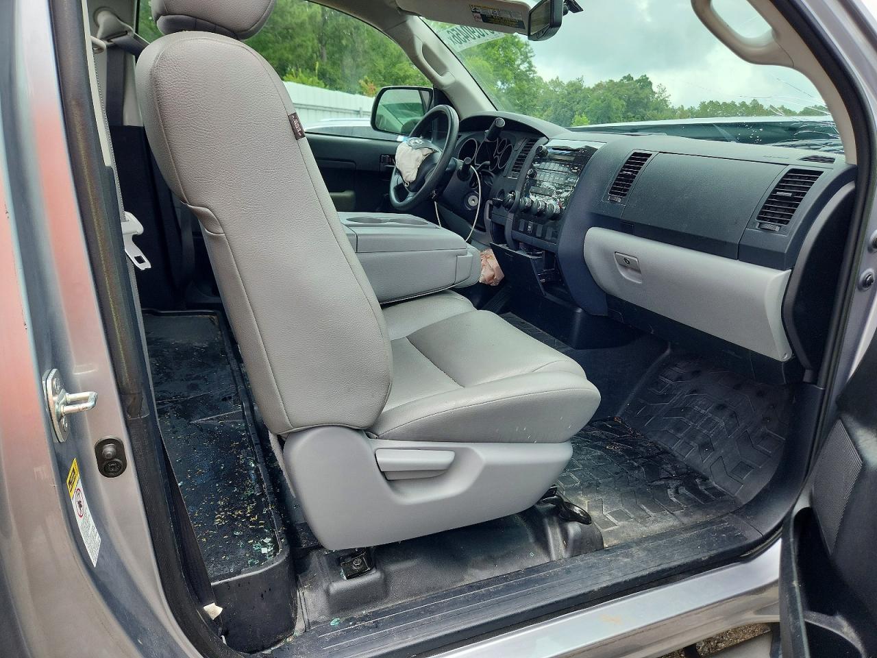 2013 Toyota Tundra Grade Silver vin: 5TFJU5F19DX004843