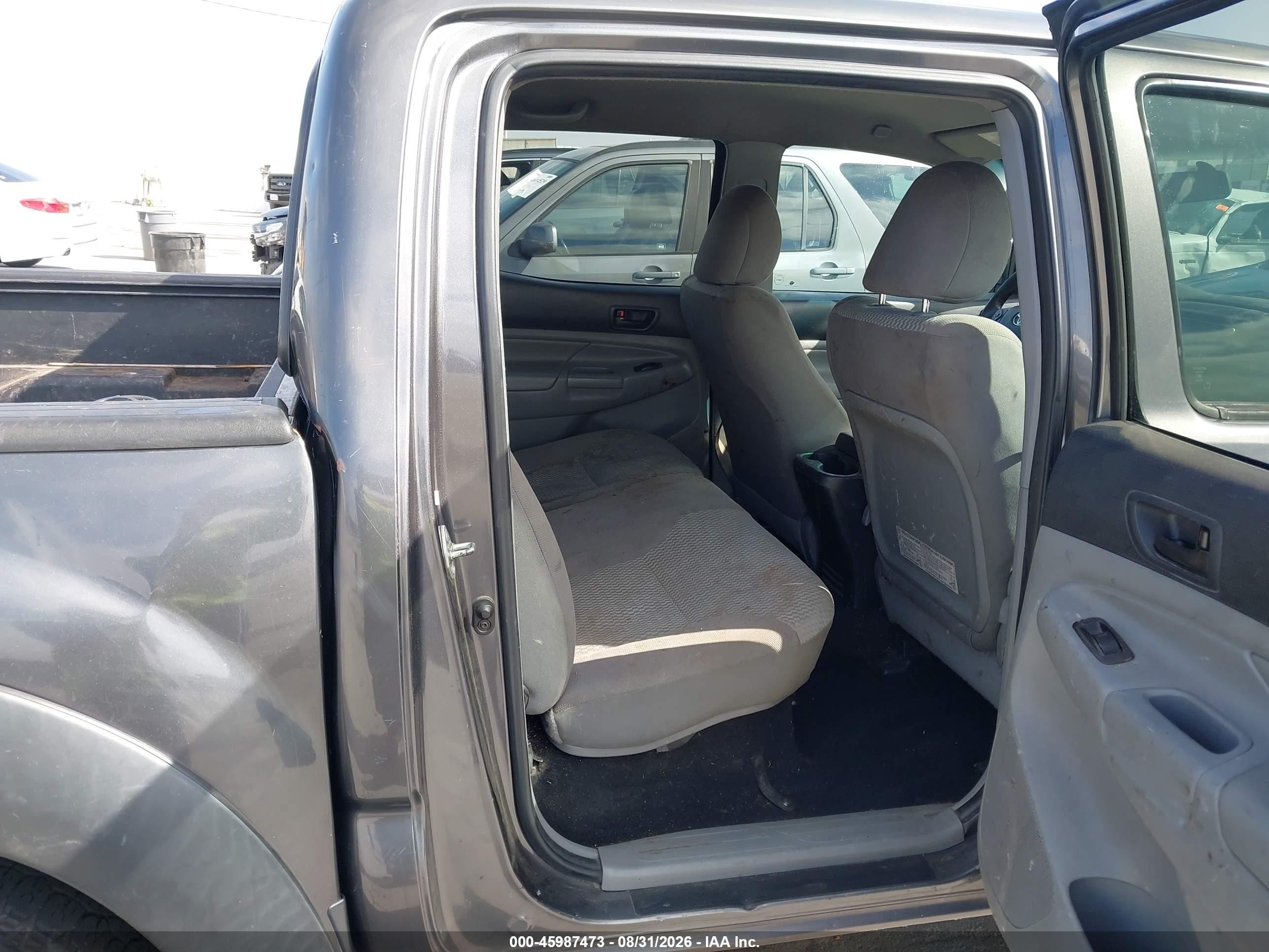 2014 Toyota Tacoma   Gray vin: 5TFJX4CN2EX040626