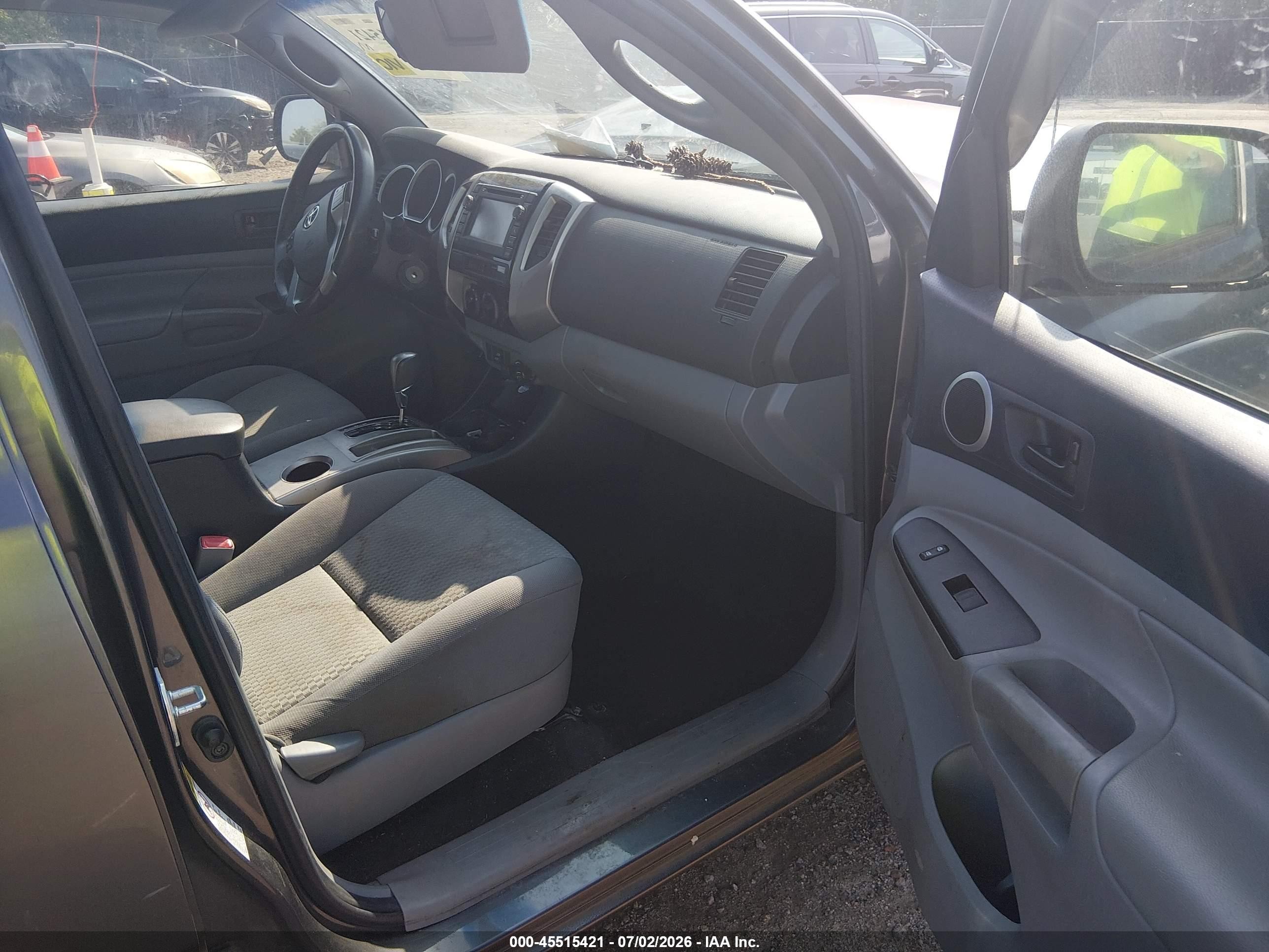 2013 Toyota Tacoma   Серый vin: 5TFJX4CN3DX032467