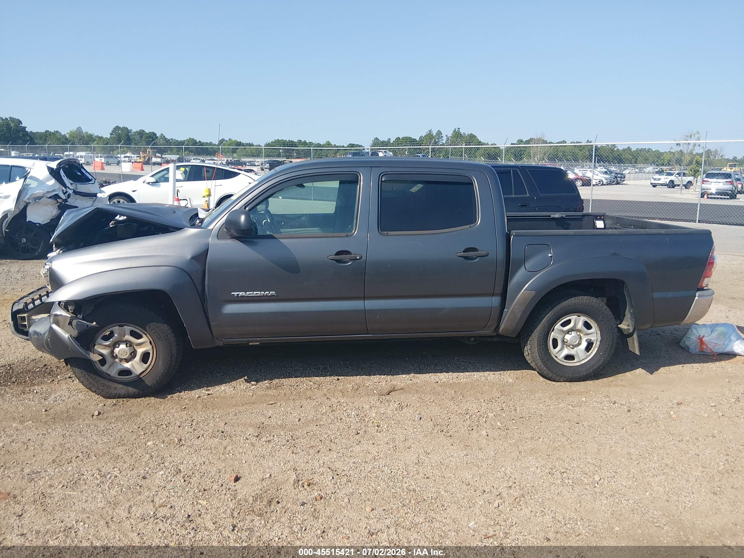 2013 Toyota Tacoma   Серый vin: 5TFJX4CN3DX032467