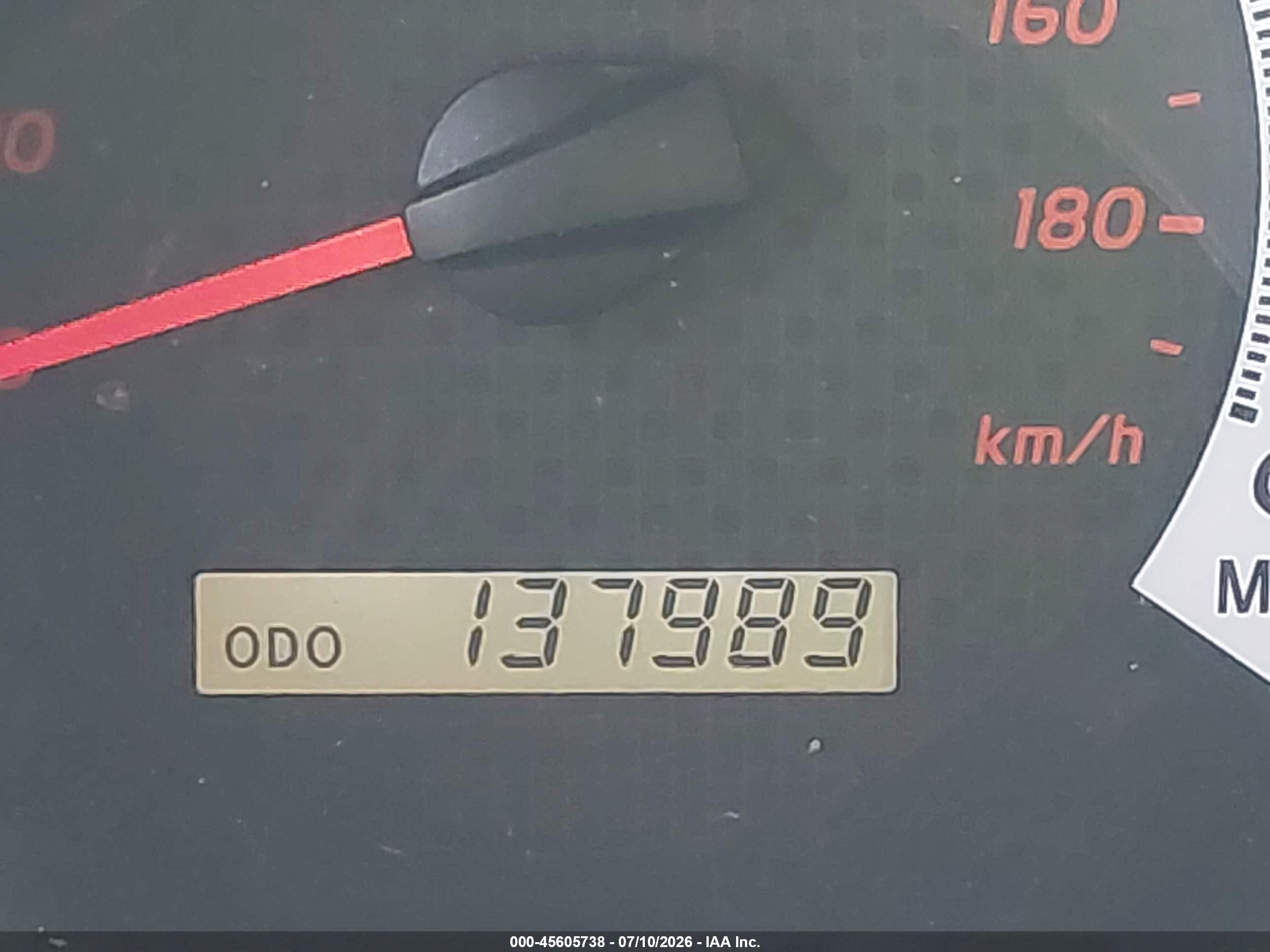 2015 Toyota Tacoma   Белый vin: 5TFJX4CN4FX047997