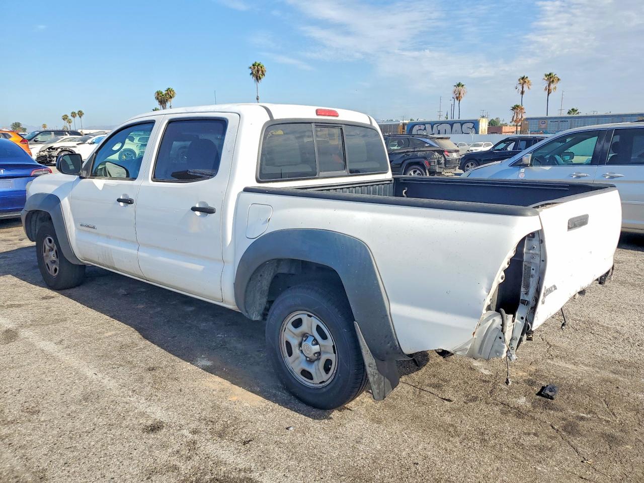2013 Toyota Tacoma Double Cab White vin: 5TFJX4CN6DX023035