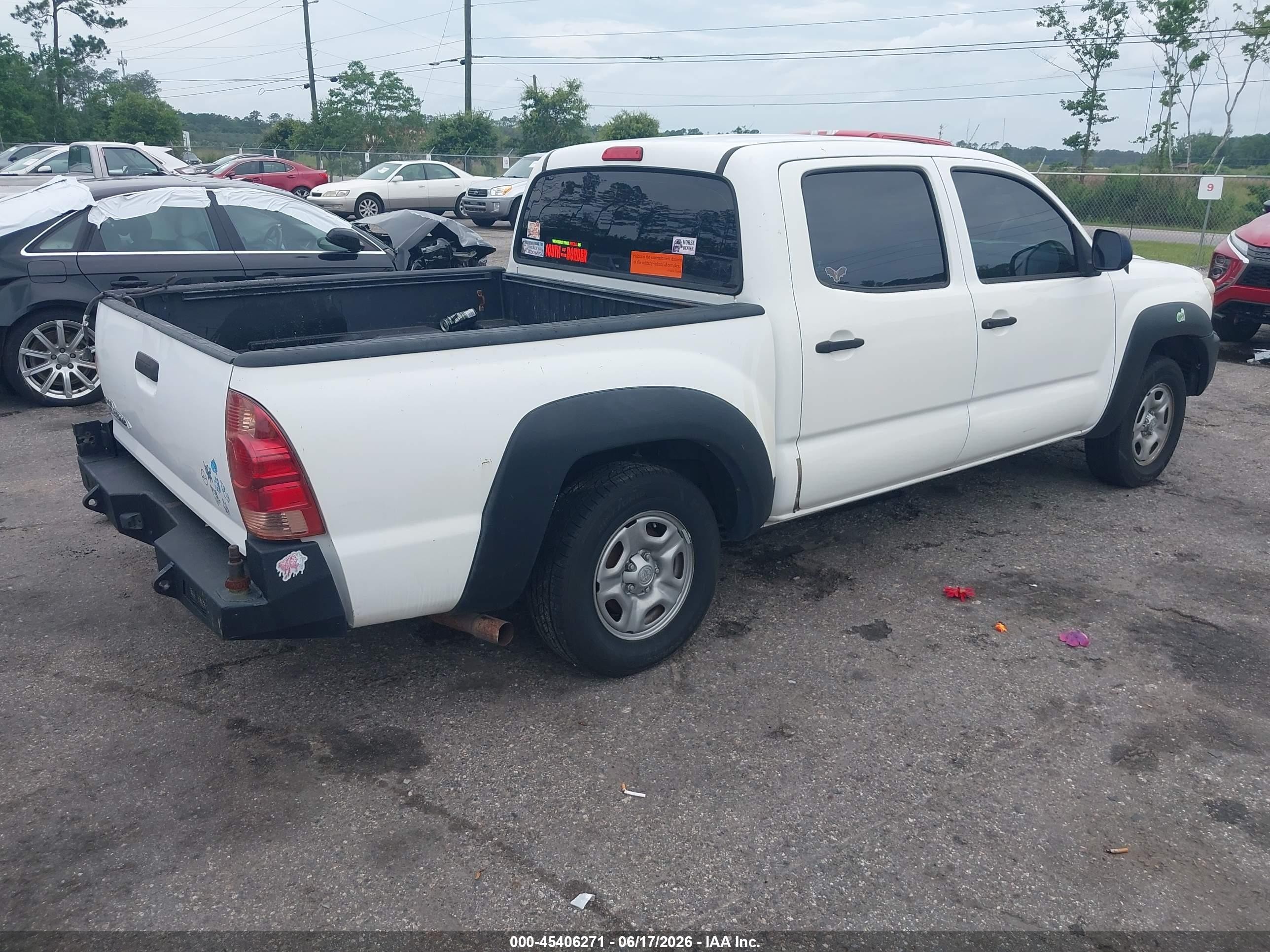 2014 Toyota Tacoma   White vin: 5TFJX4CN8EX040890