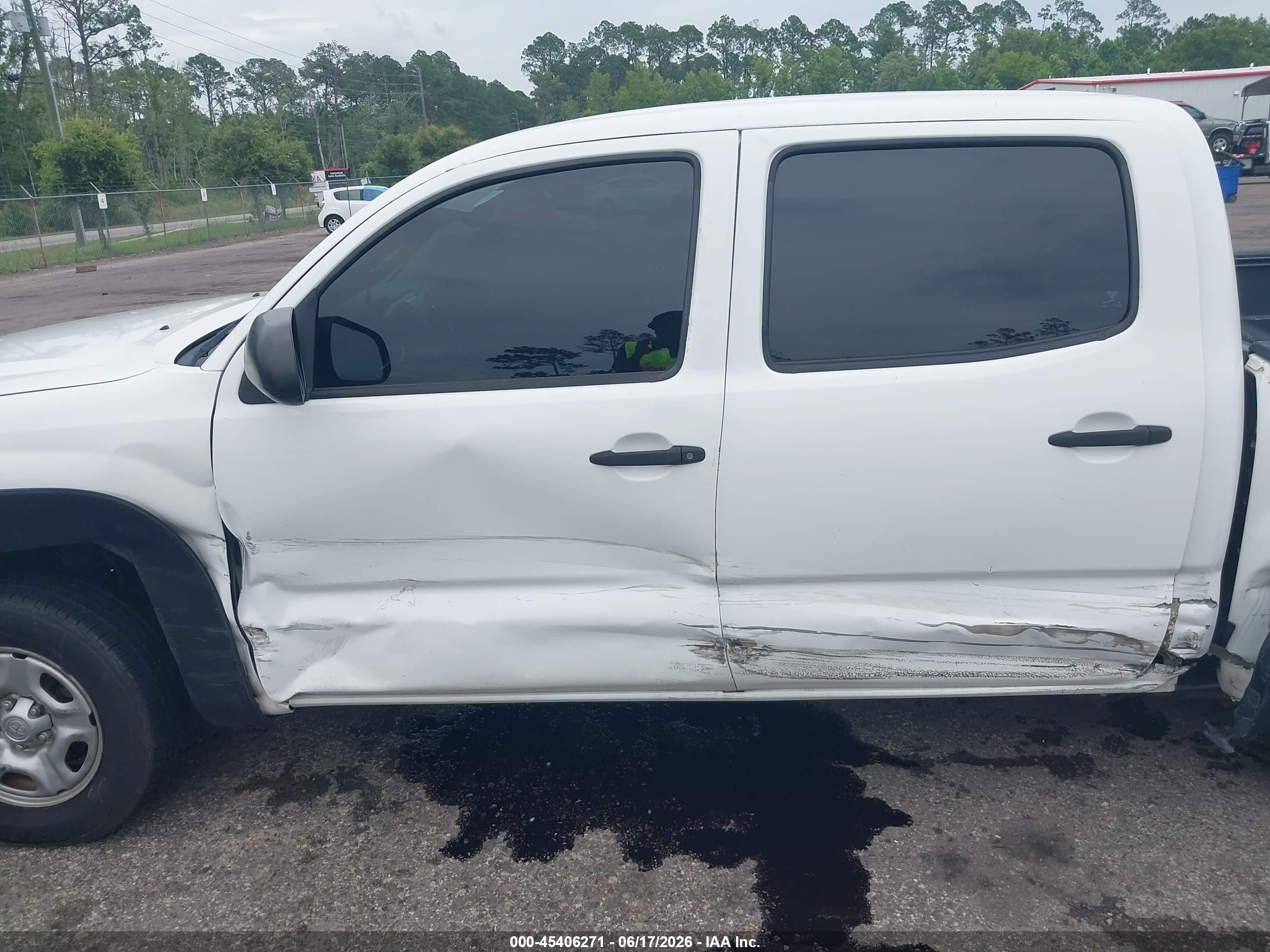 2014 Toyota Tacoma   White vin: 5TFJX4CN8EX040890