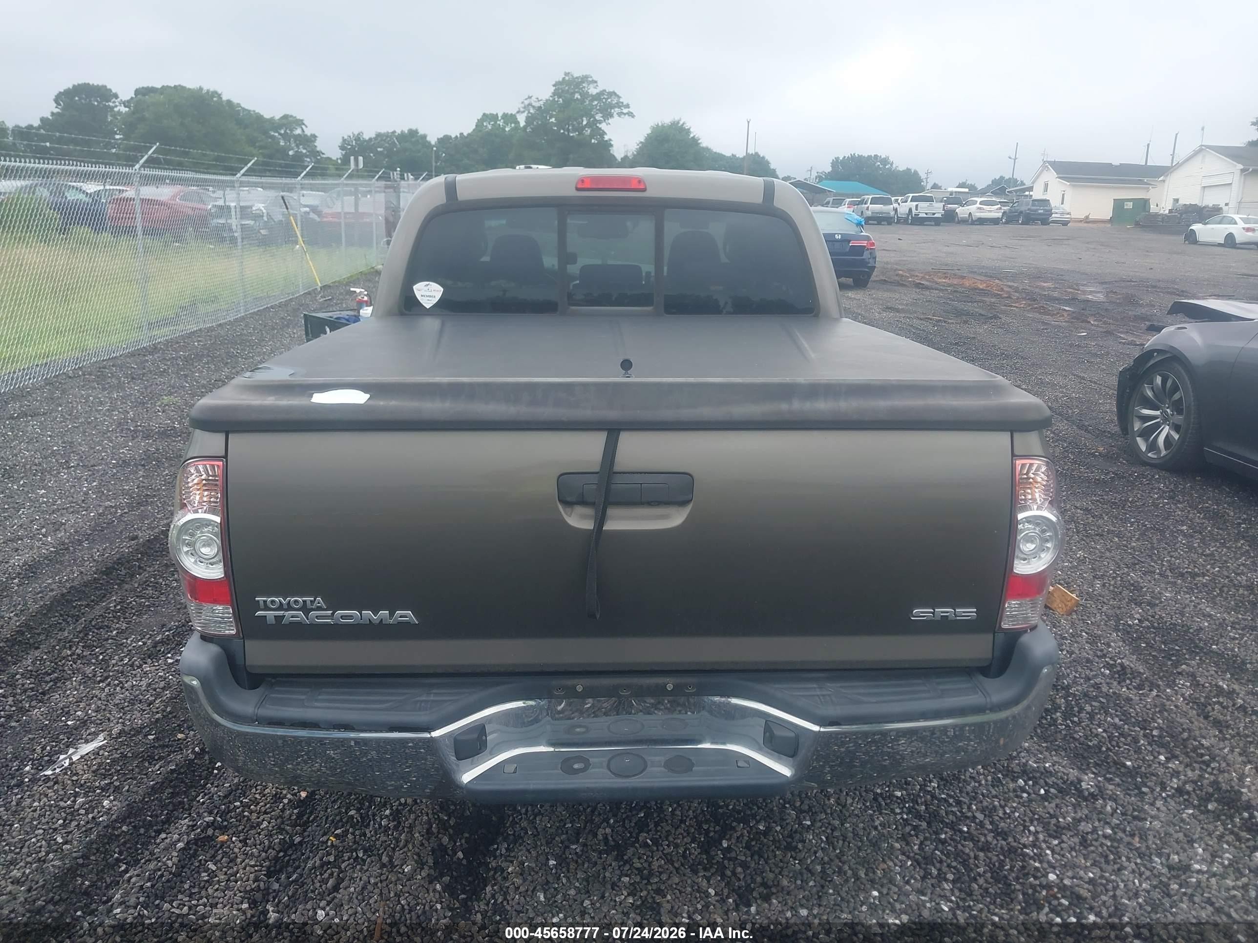2013 Toyota Tacoma   Коричневый vin: 5TFJX4CNXDX024298