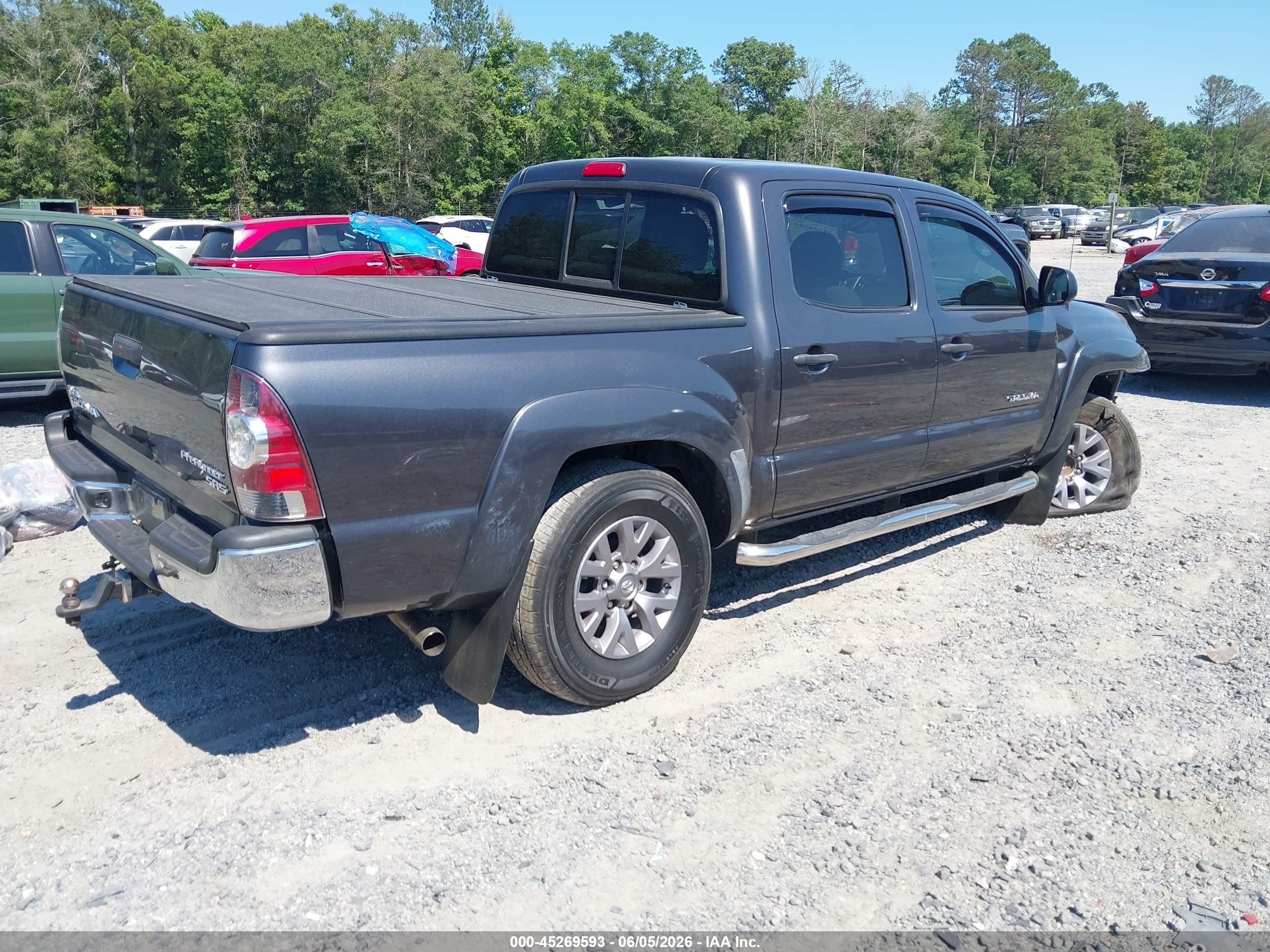 2013 Toyota Tacoma Prerunner Gray vin: 5TFJX4GN0DX015636