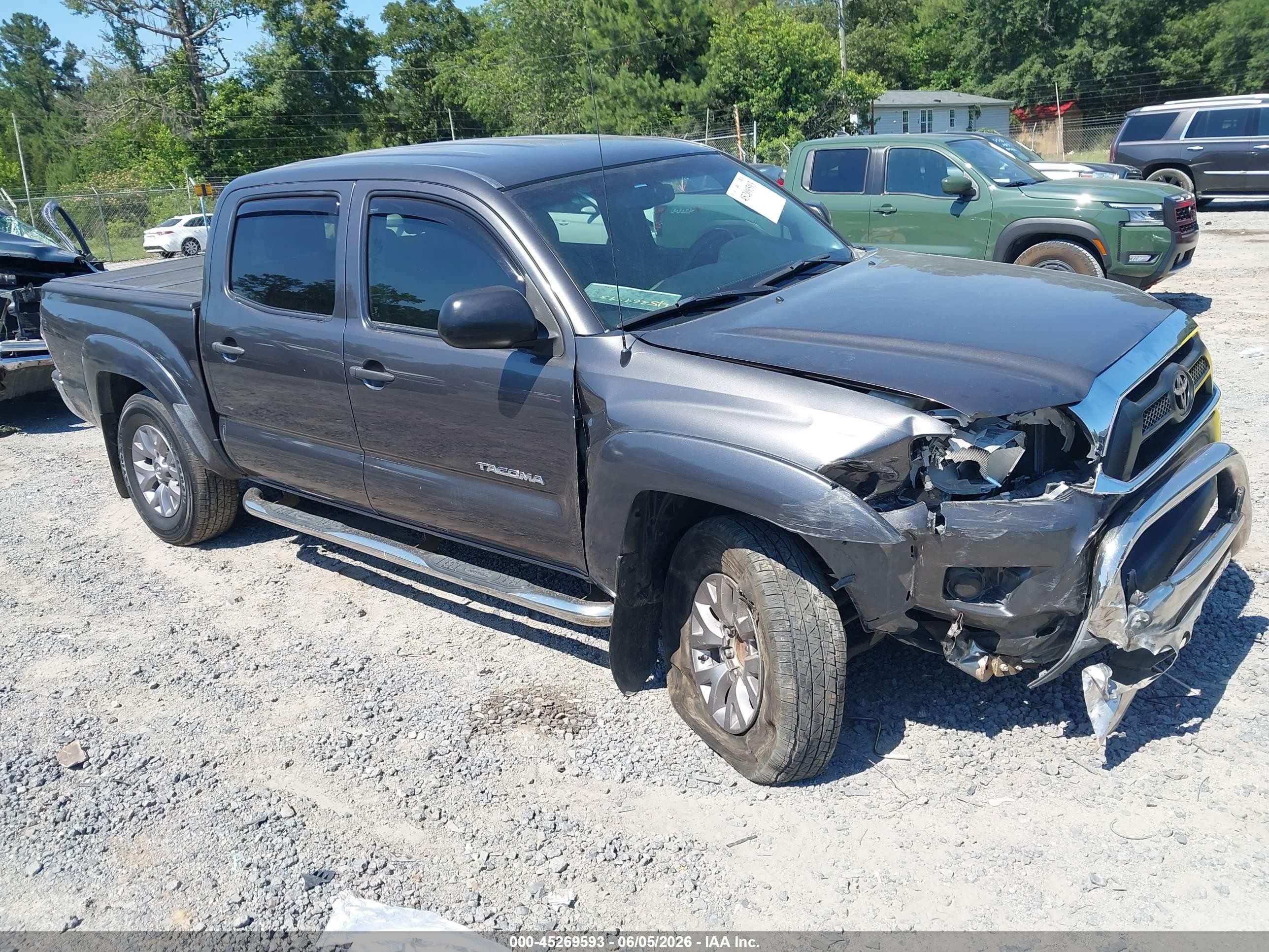 2013 Toyota Tacoma Prerunner Gray vin: 5TFJX4GN0DX015636