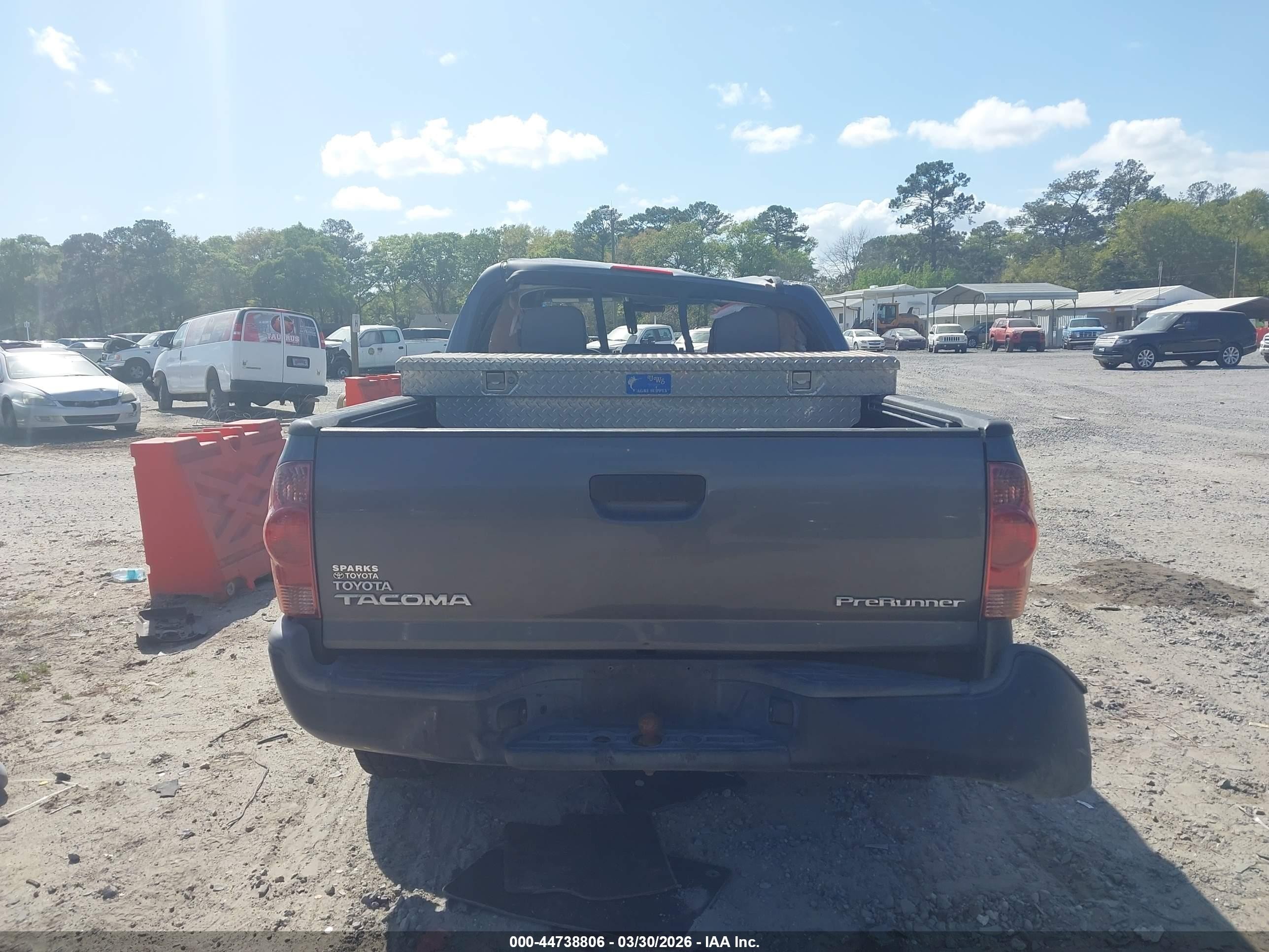 2013 Toyota Tacoma Prerunner Gray vin: 5TFJX4GN0DX019136