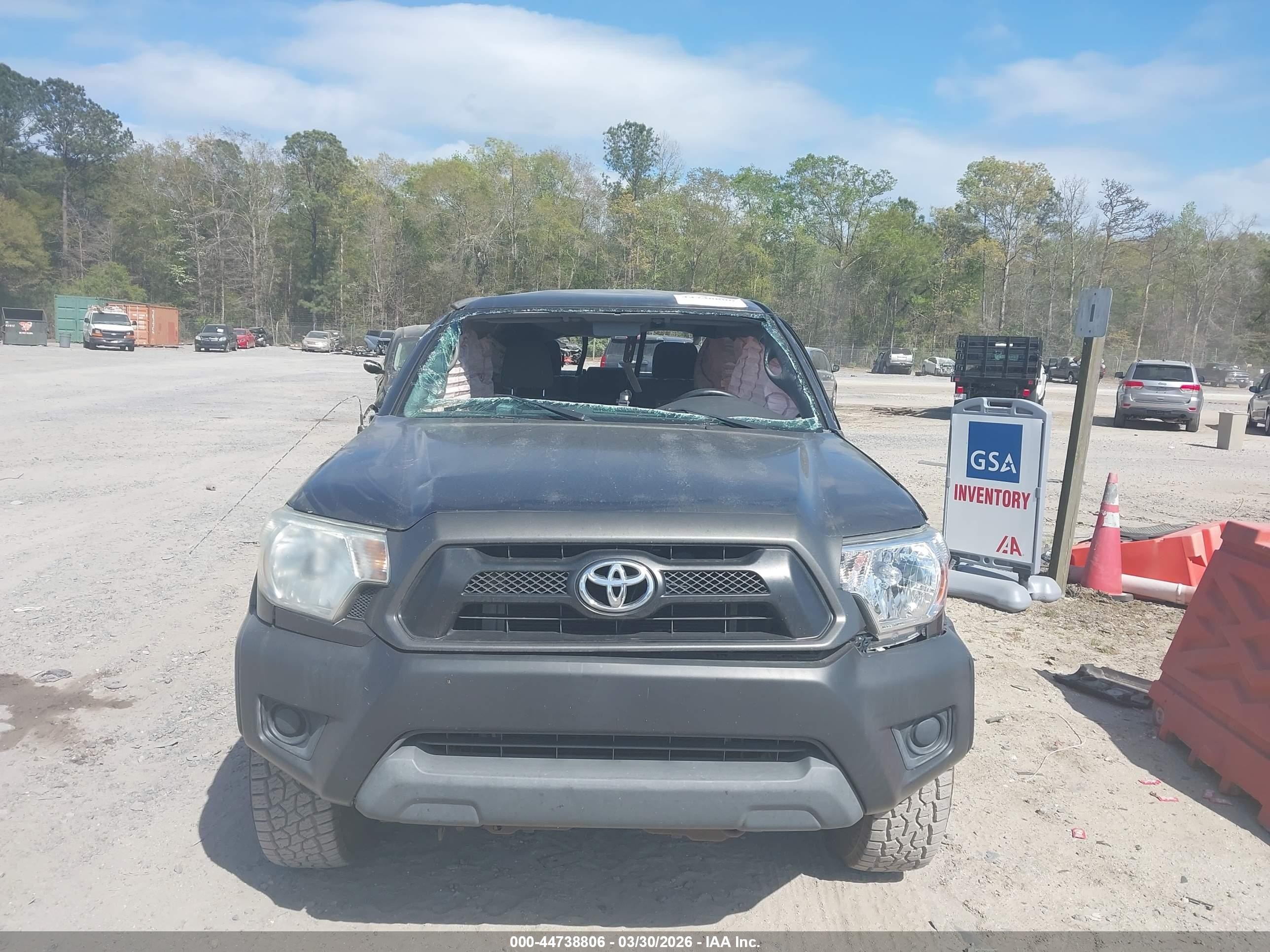 2013 Toyota Tacoma Prerunner Gray vin: 5TFJX4GN0DX019136