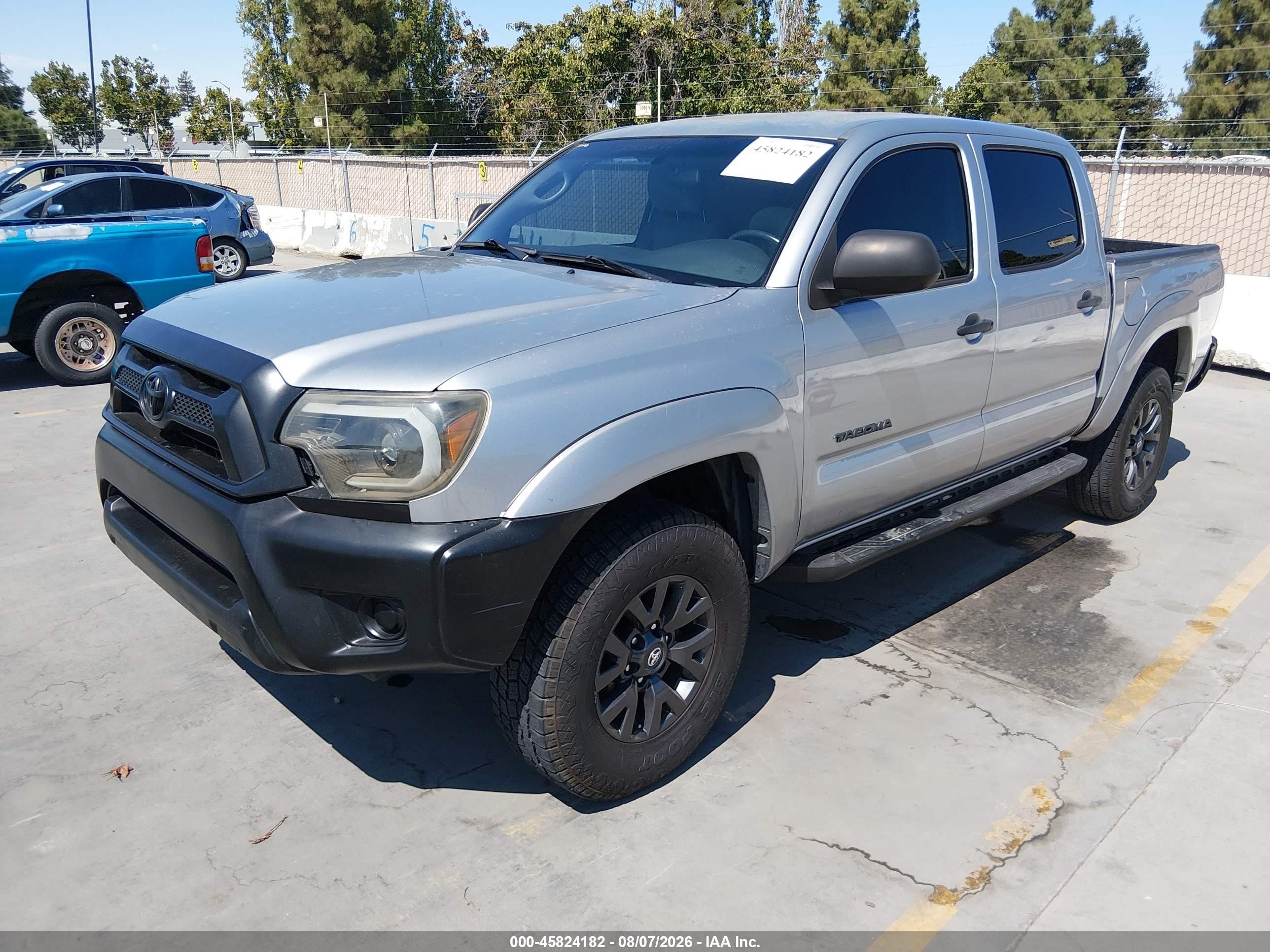 2014 Toyota Tacoma Prerunner Серый vin: 5TFJX4GN1EX033841