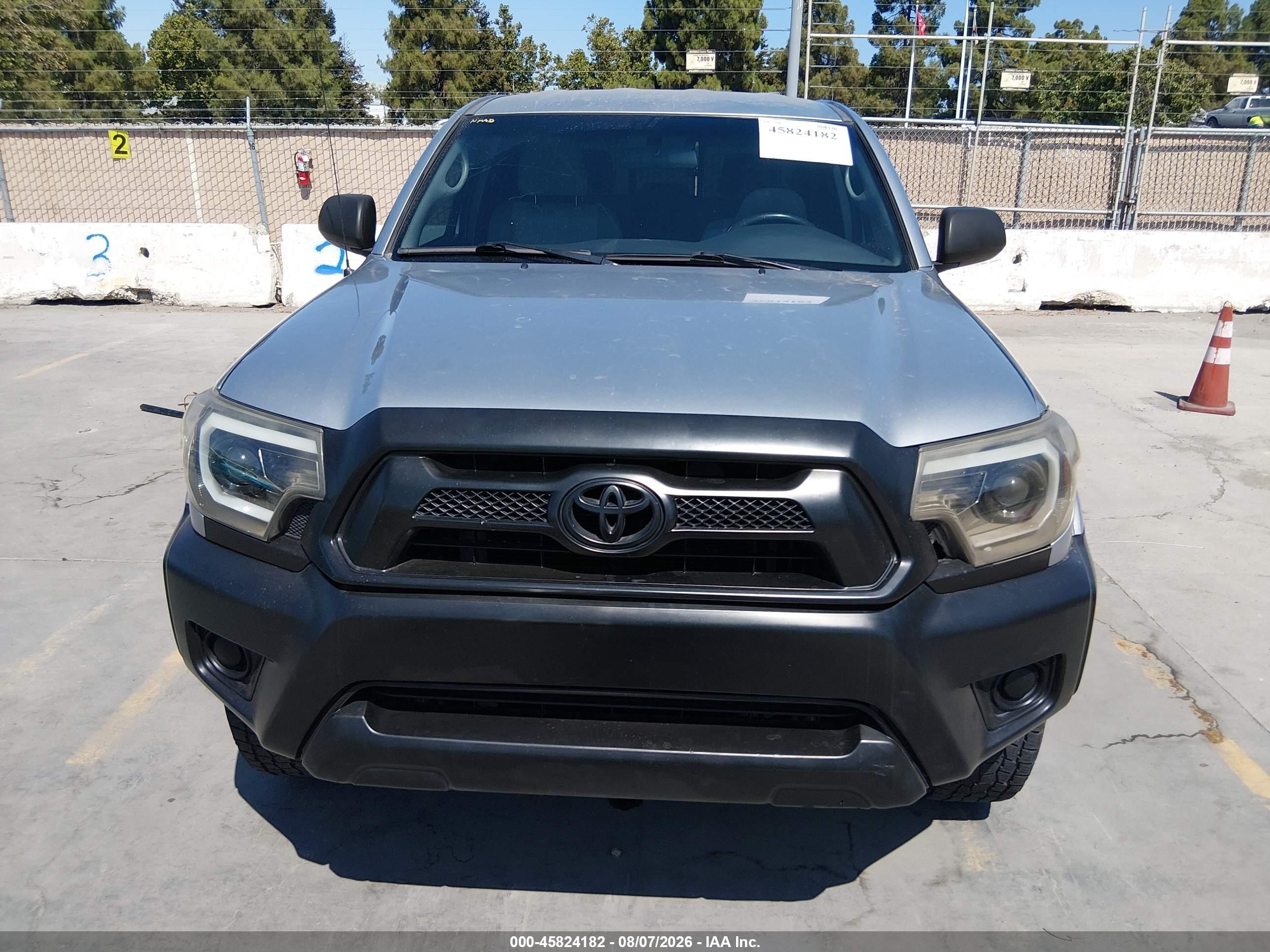 2014 Toyota Tacoma Prerunner Серый vin: 5TFJX4GN1EX033841