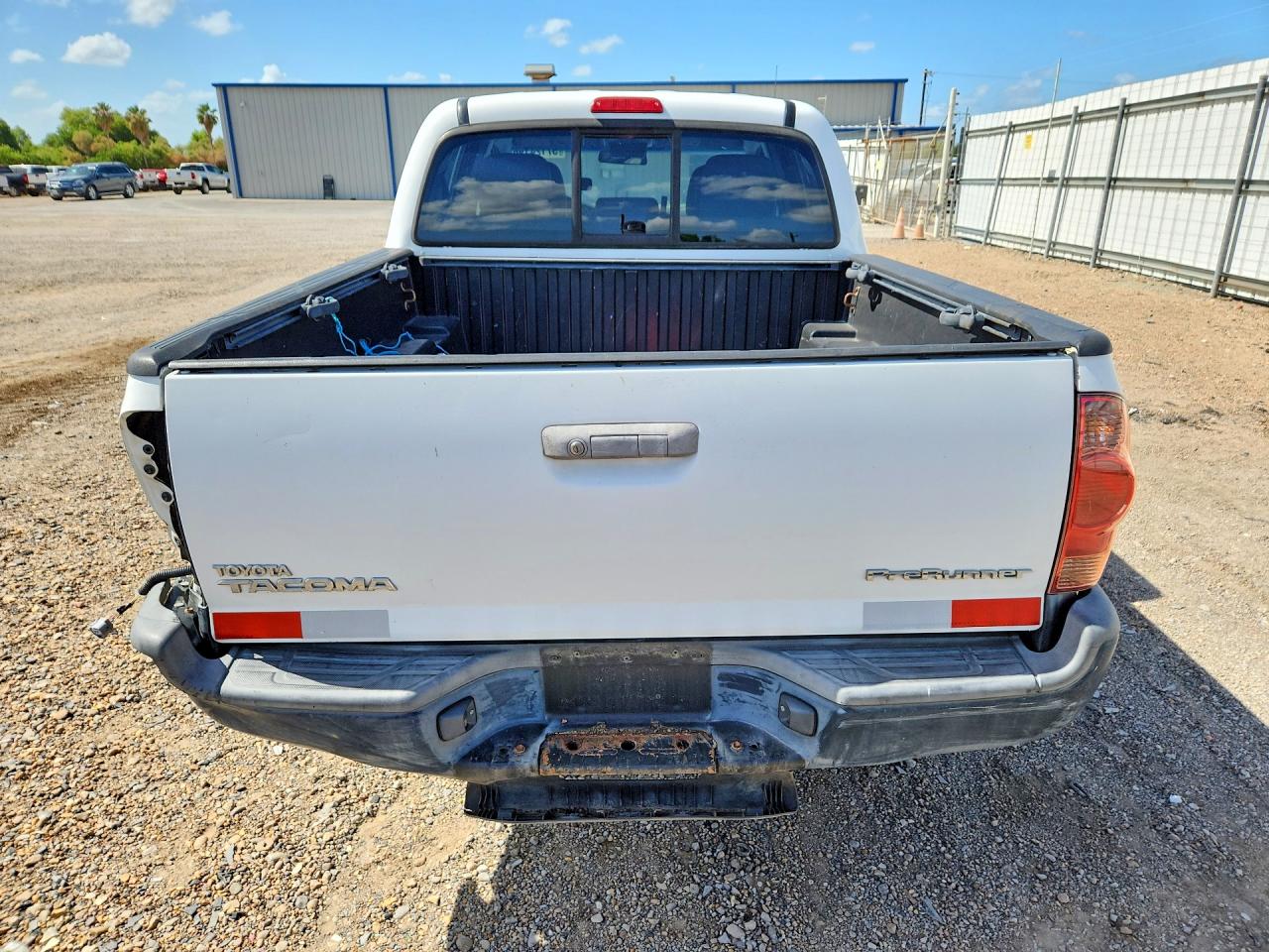 2015 Toyota Tacoma Double Cab Prerunner White vin: 5TFJX4GN1FX039253