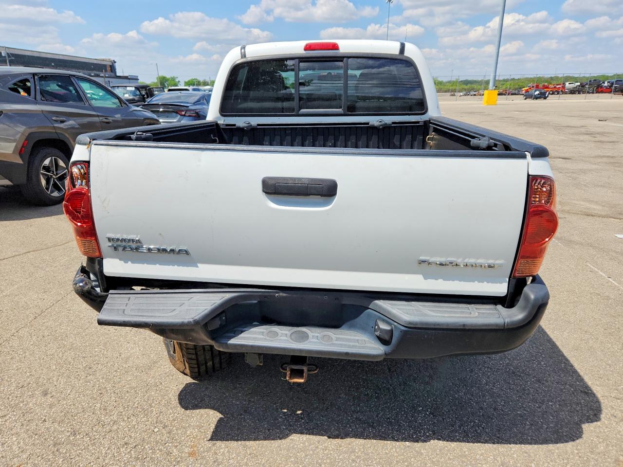 2015 Toyota Tacoma Double Cab Prerunner Белый vin: 5TFJX4GN1FX045926