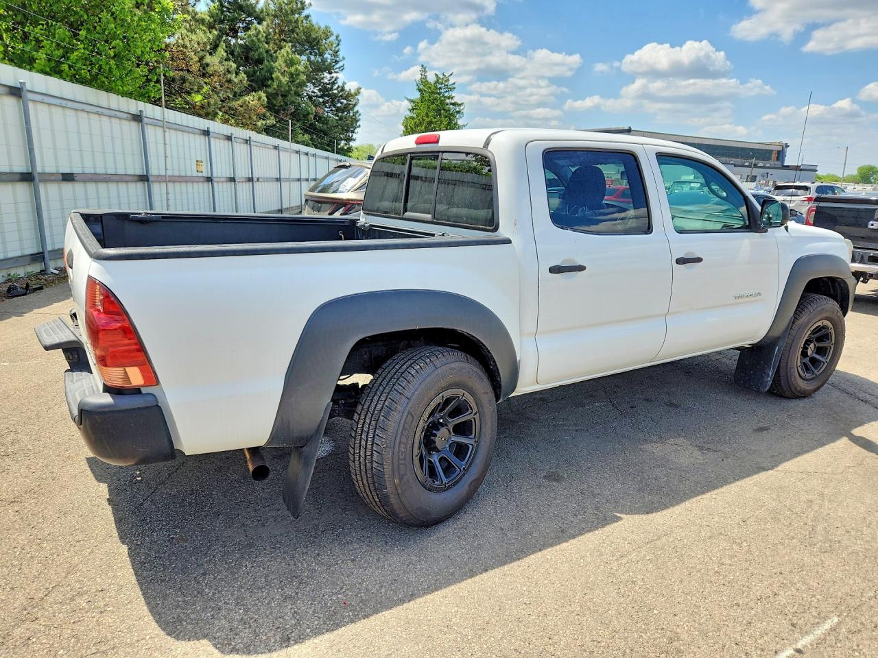 2015 Toyota Tacoma Double Cab Prerunner Белый vin: 5TFJX4GN1FX045926